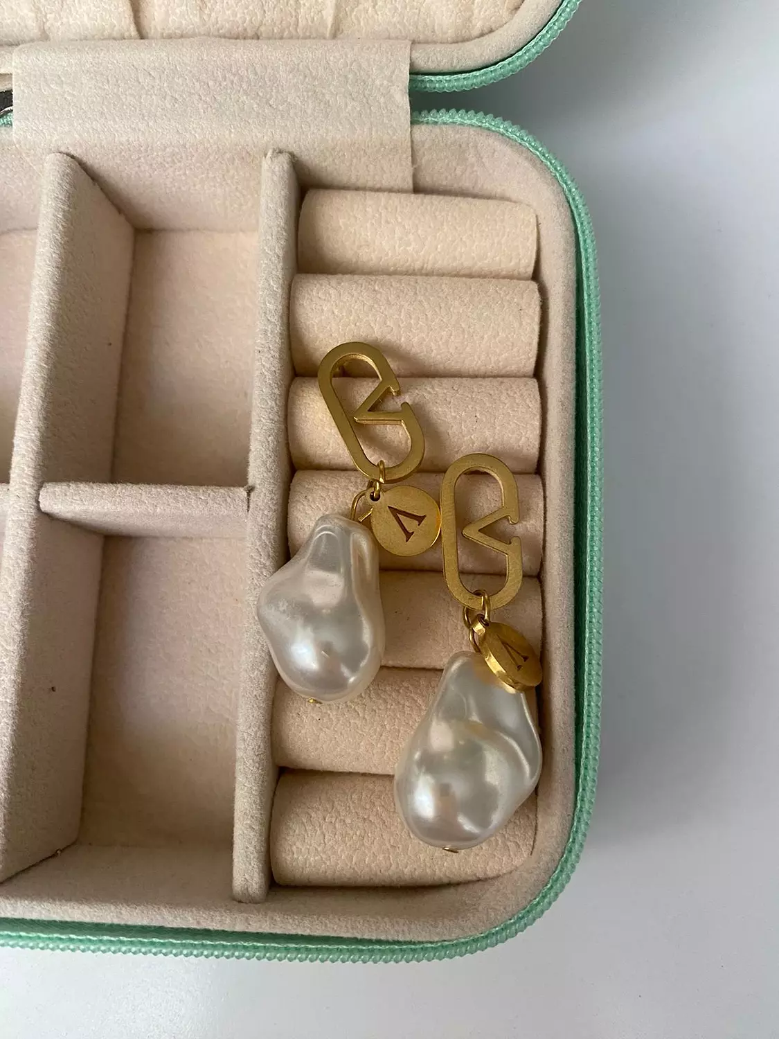 Lolita earrings 
