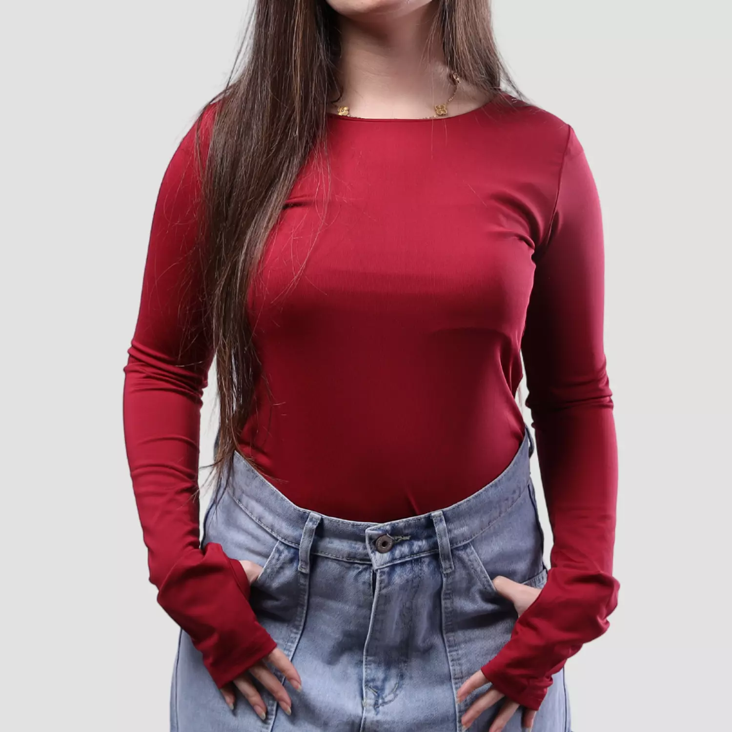 068 Round Neck Long Sleeves With Finger Hole 5