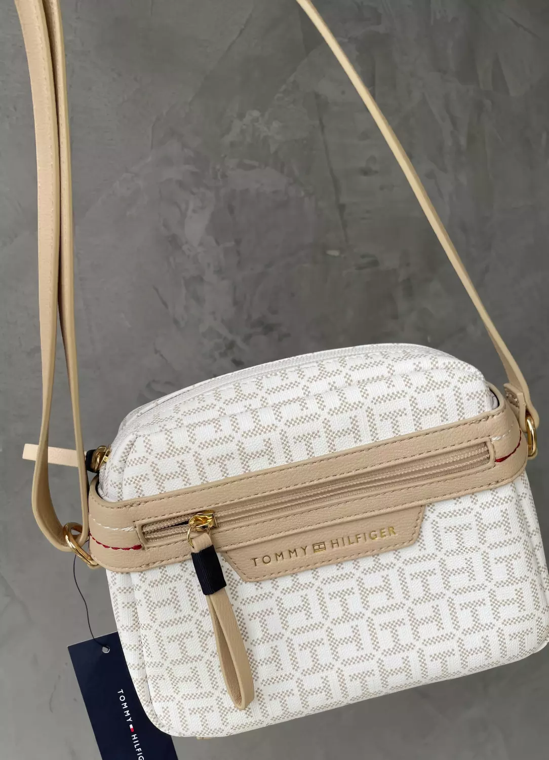 Tommy Hilfiger Crossbody Bag beige and white  image