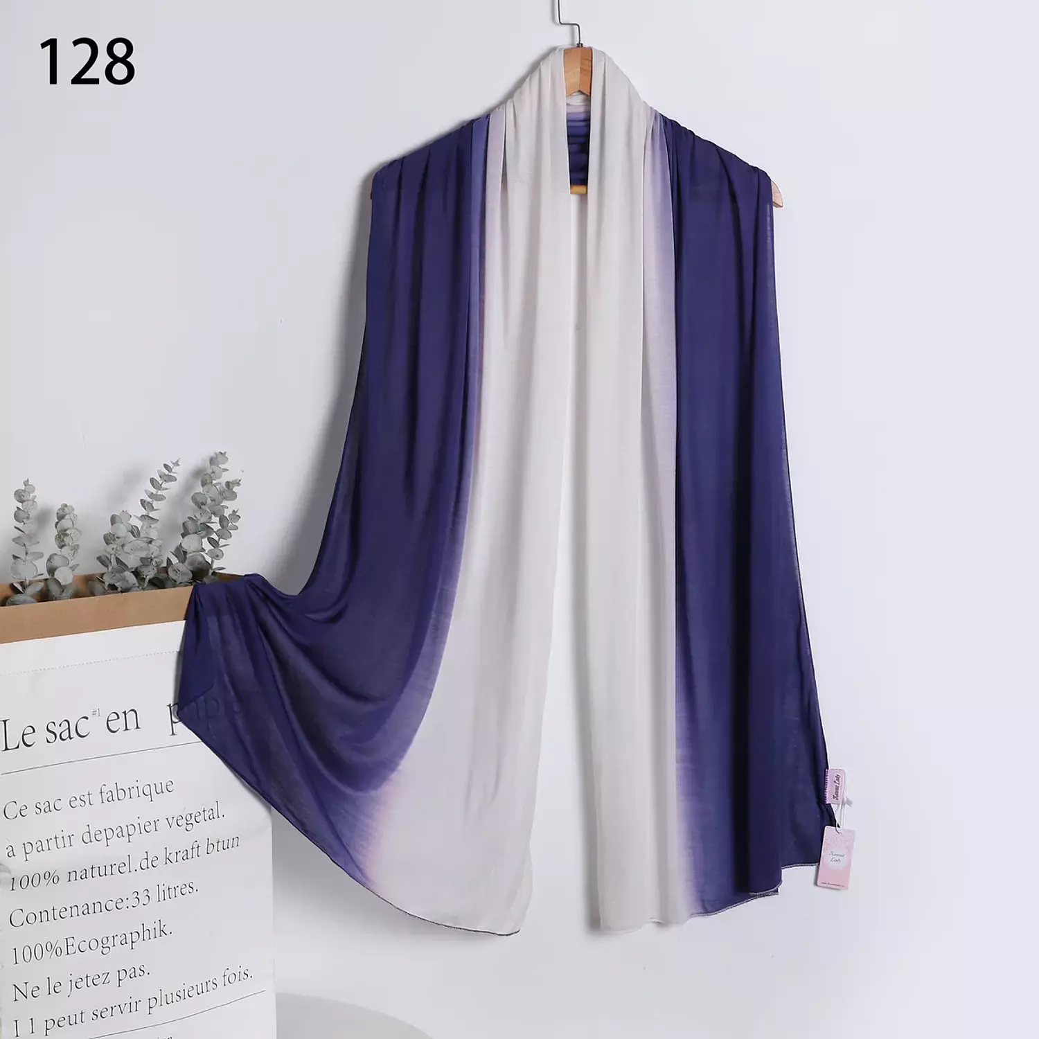 Kuwait lady two colors  hover image