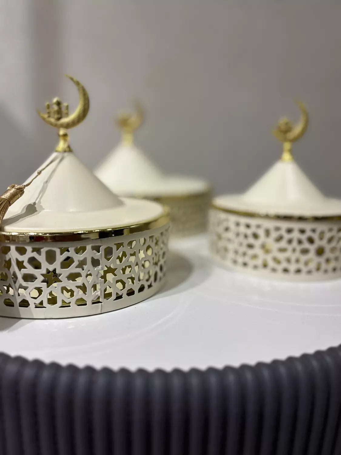 Gold container Ramadan  1