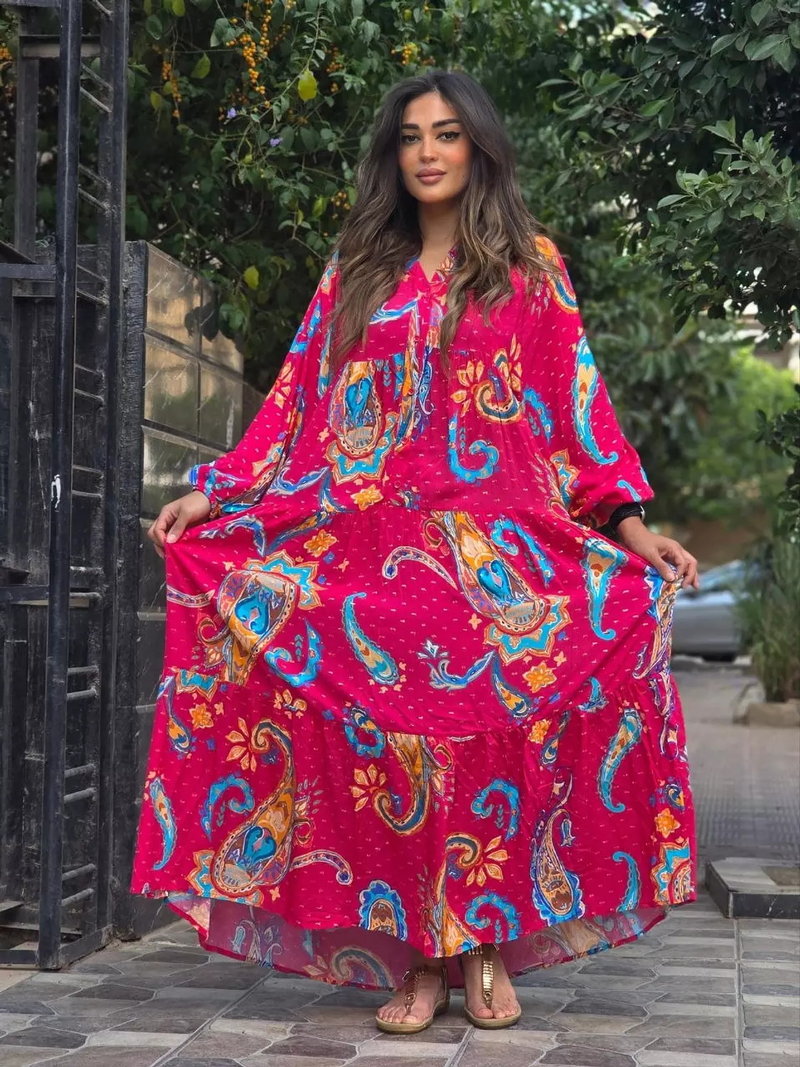 Fushia multicolour dress with gold shimmer 6