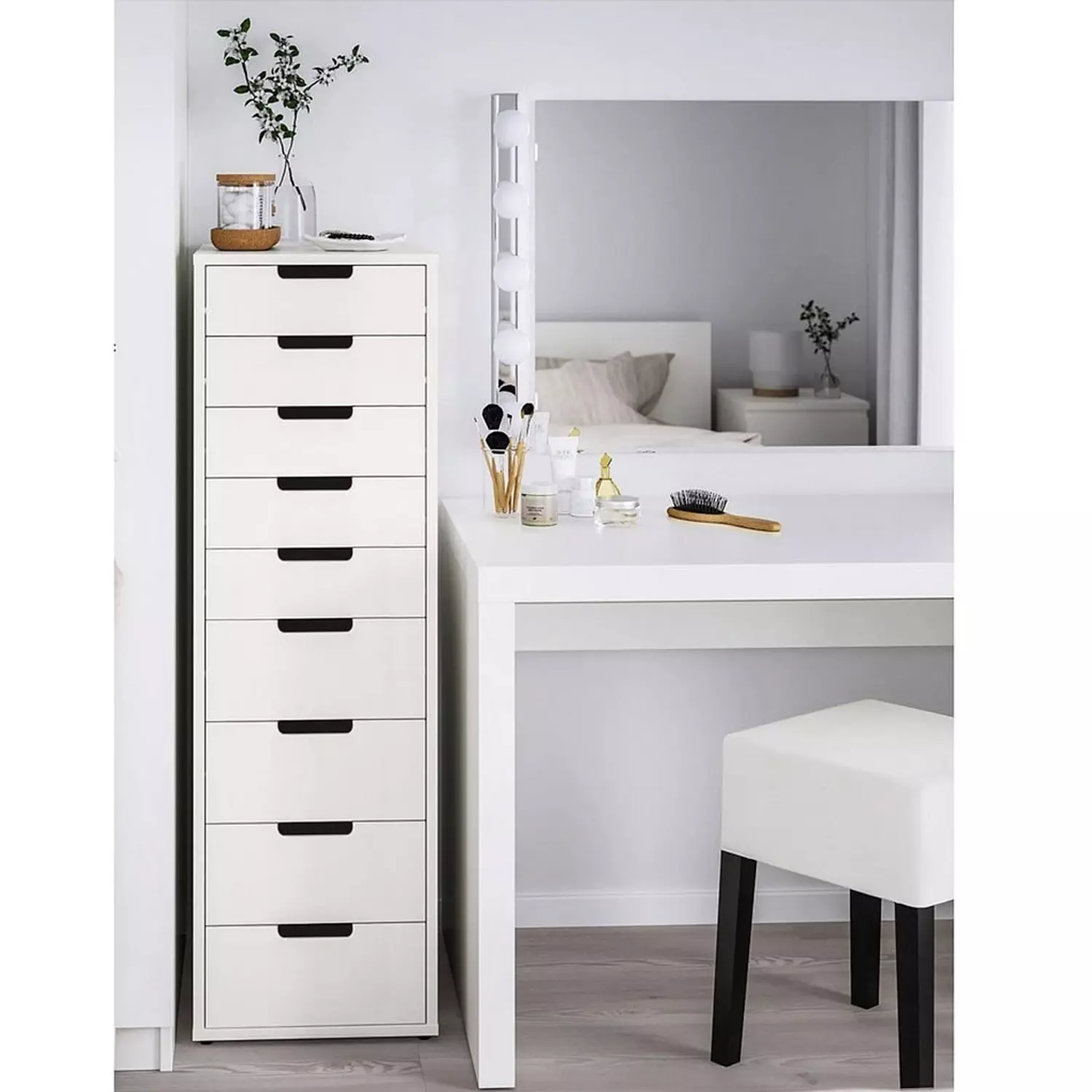 Unit 9 drawers  image