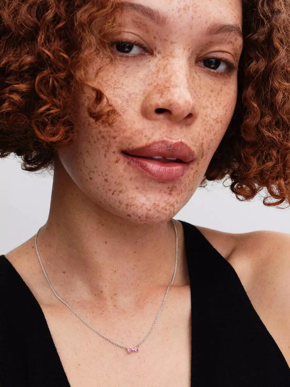 Bow Pendant Necklace 3