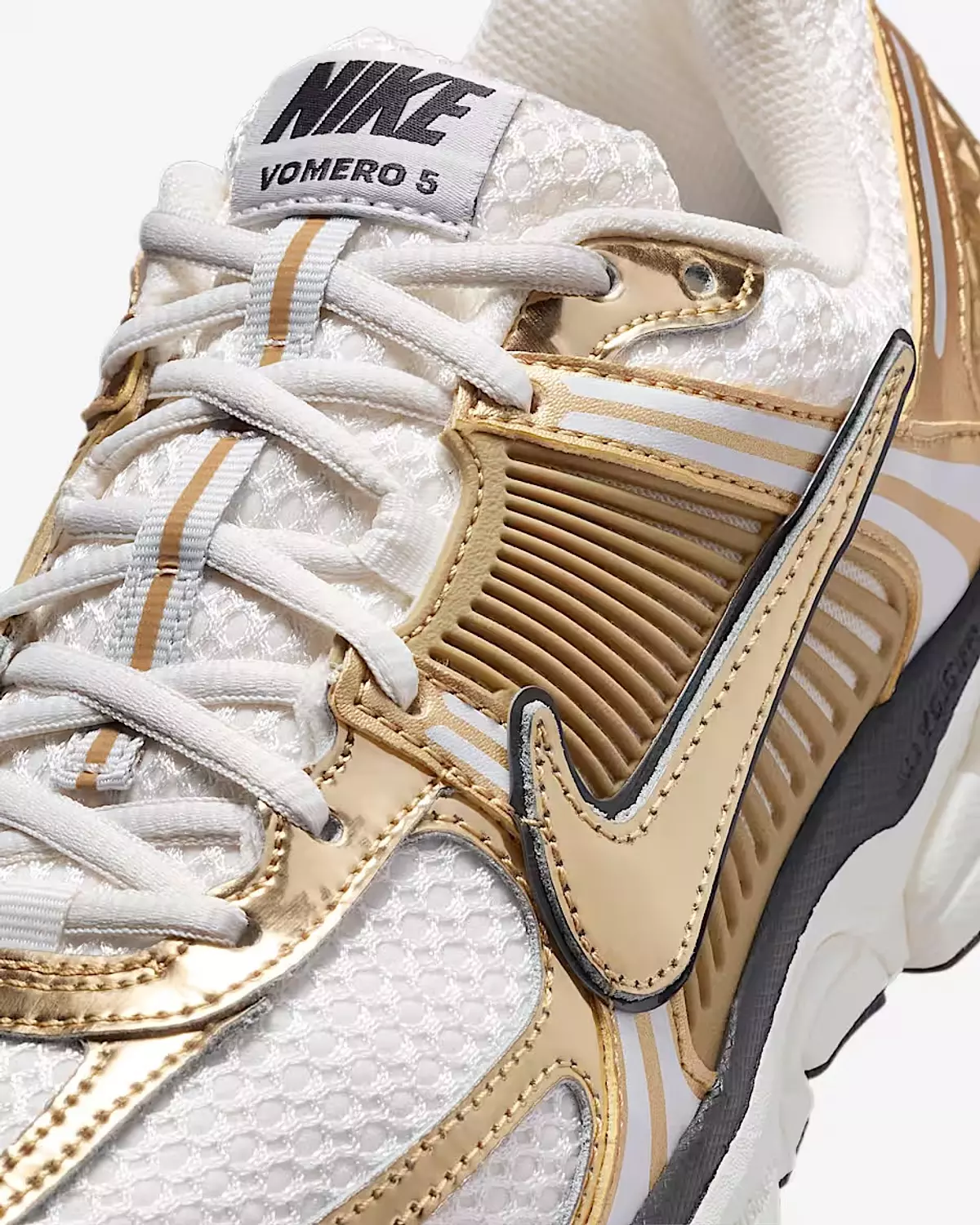 Nike Zoom Vomero 5 - Metallic Gold  6