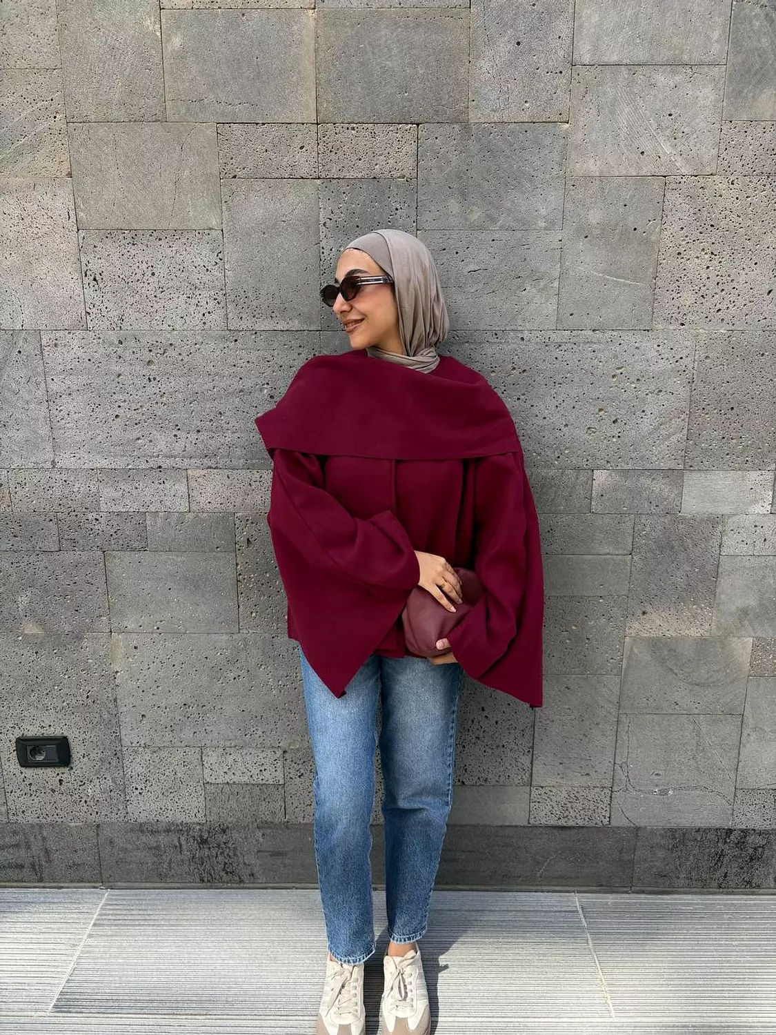 <h3 style="text-align: center">BLOUSES</h3>