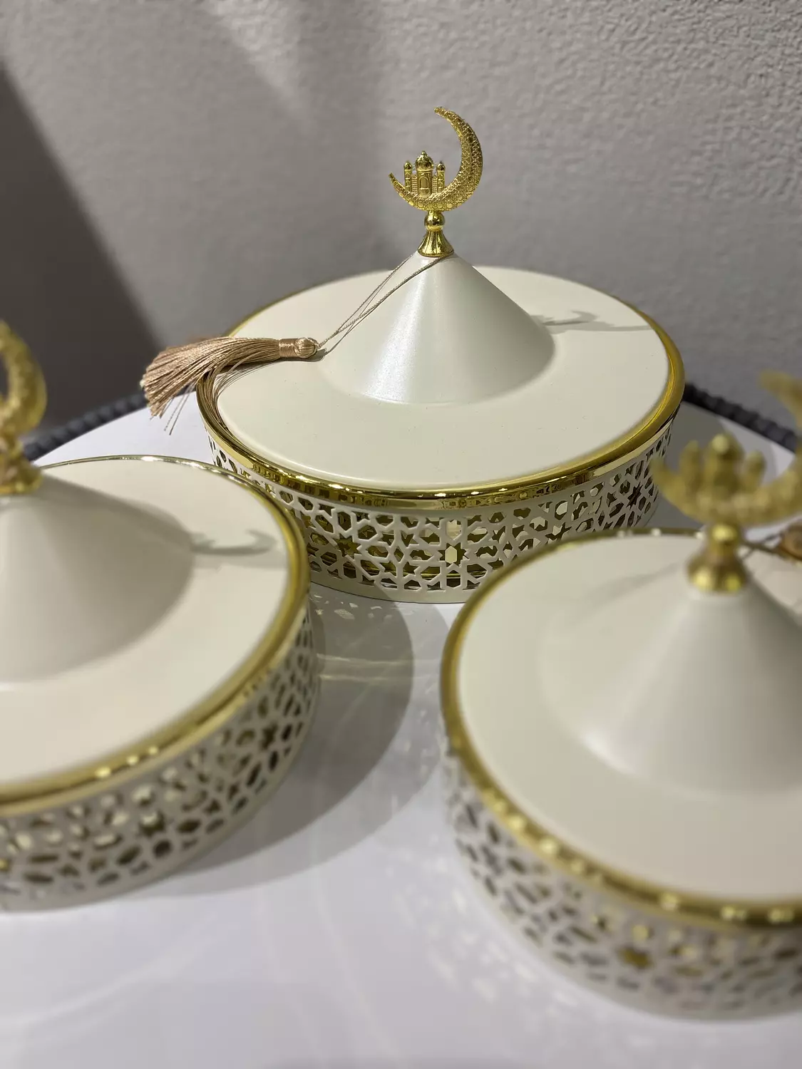 Gold container Ramadan  5
