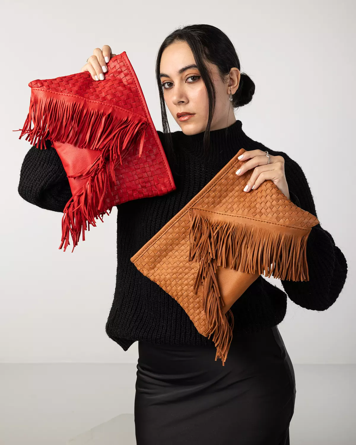 The woven and fringes Clutch  image