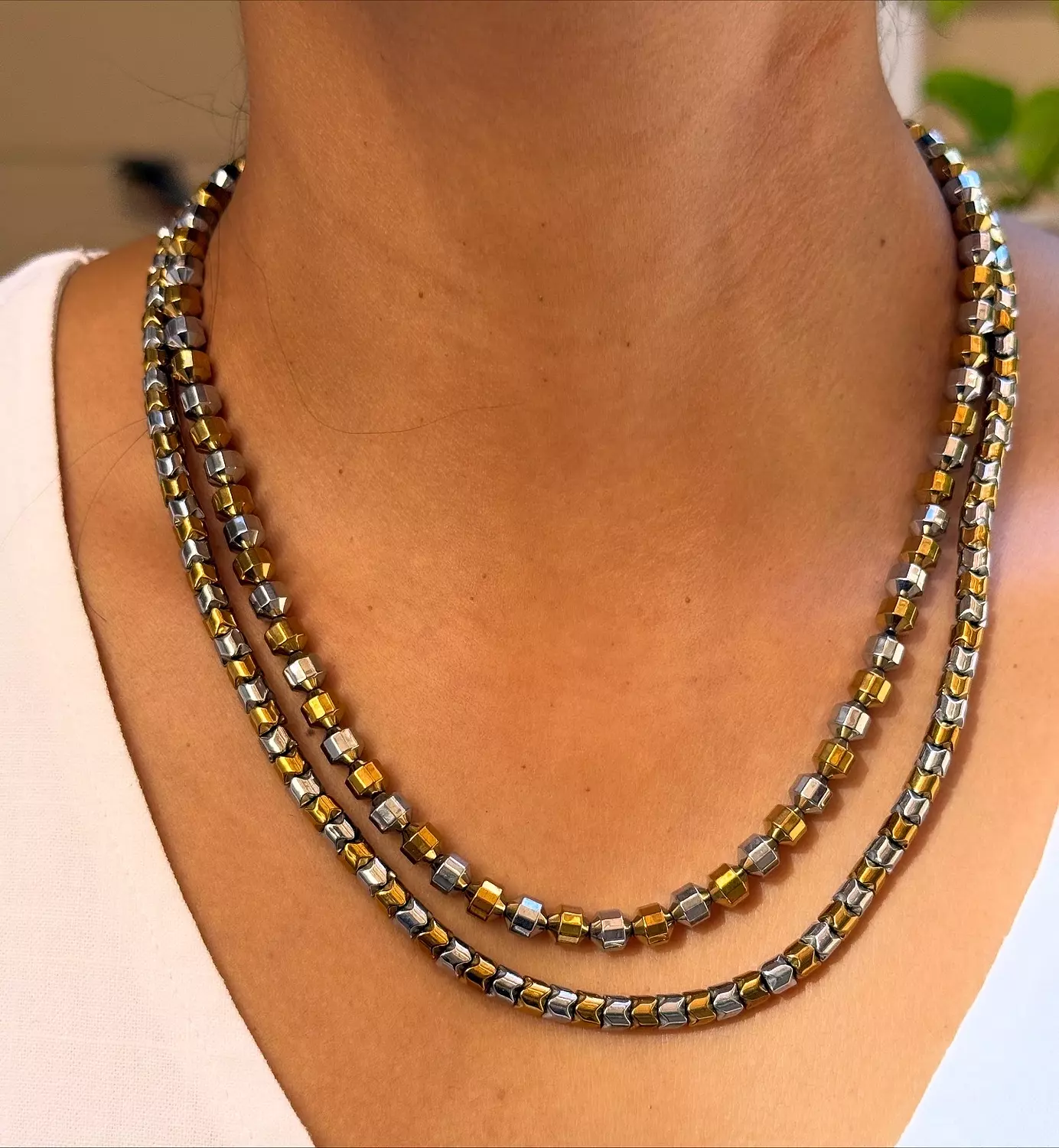 SilverXGold Hematites hover image