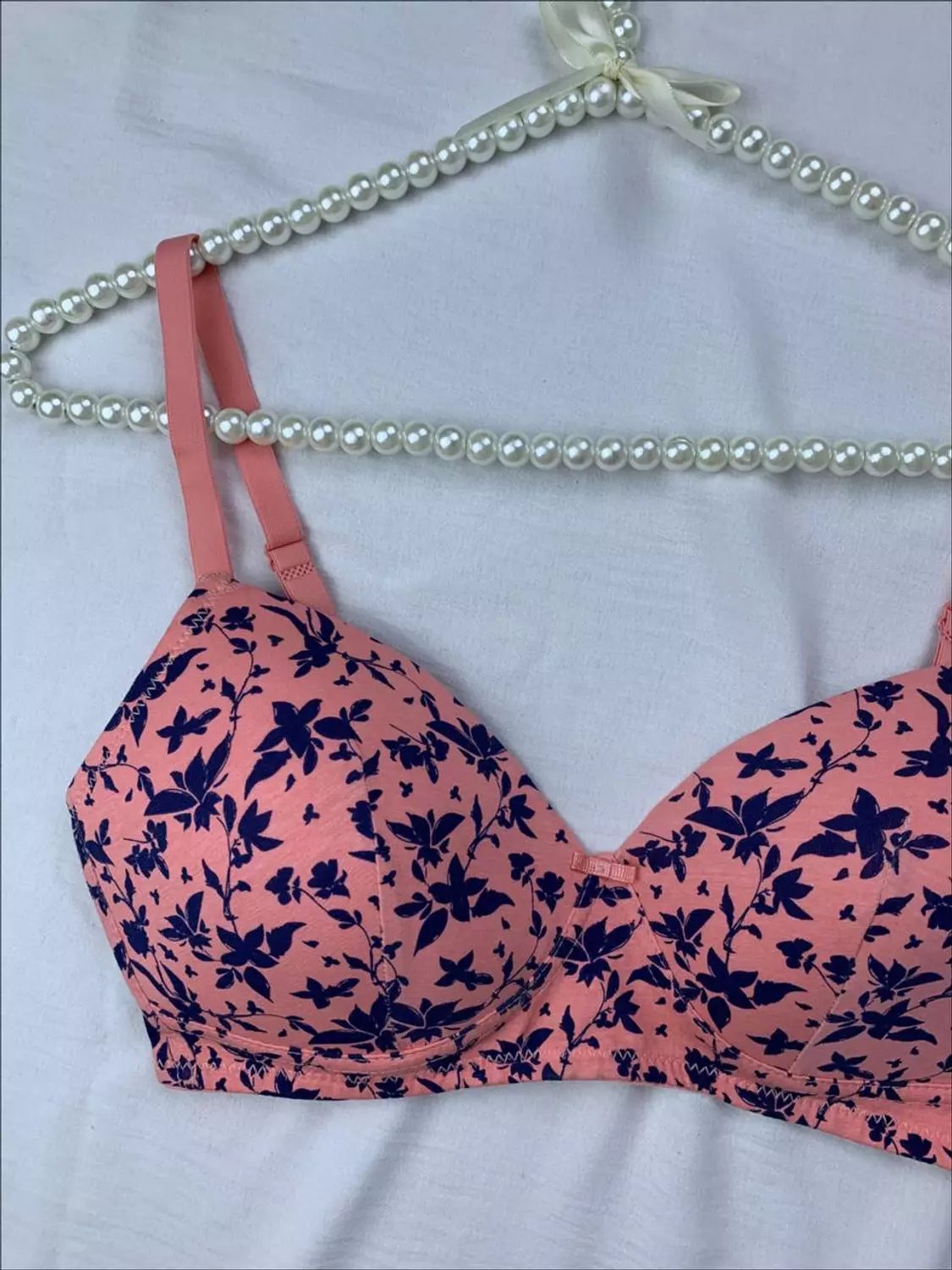 Unwired padded bra from splash hover image