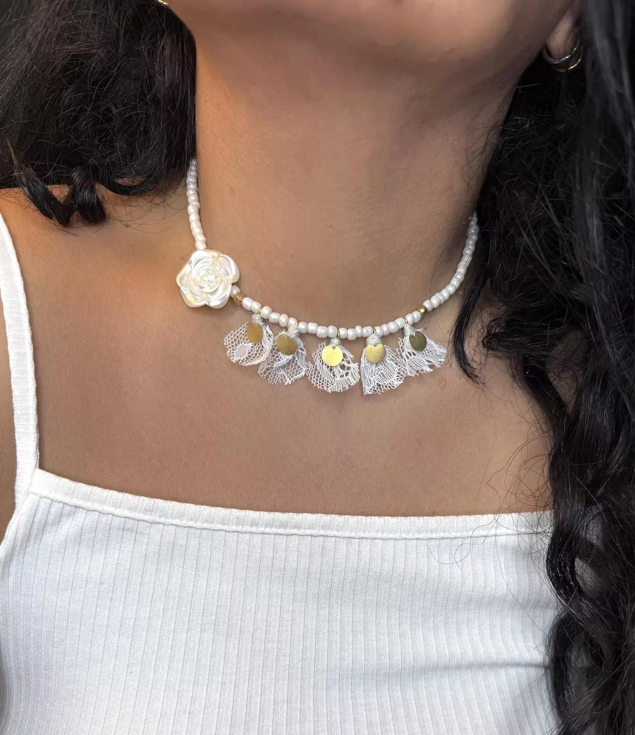 White Rose Necklace image