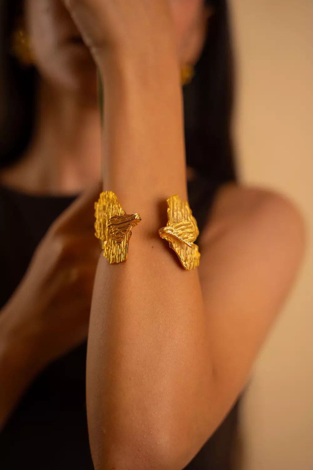 Lunar Fleur Cuff 2