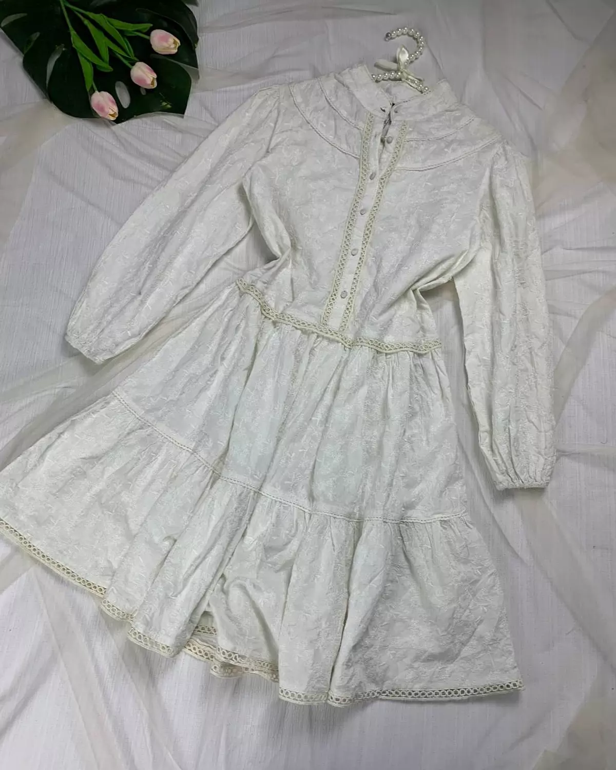 Cotton embroidered dress from Splash   Size 6 40:47 k   image