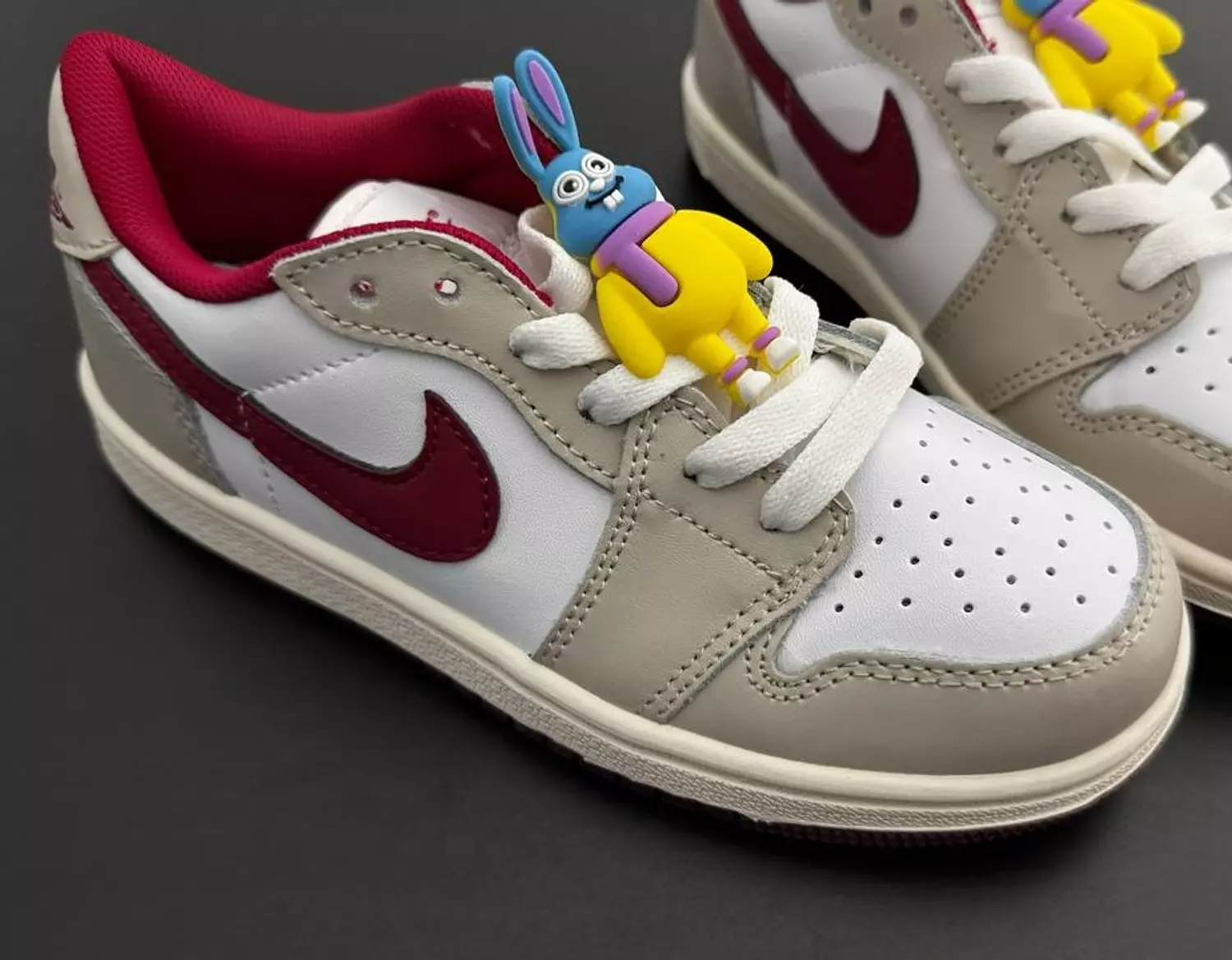 AIR JORDAN 1 KIDS 3