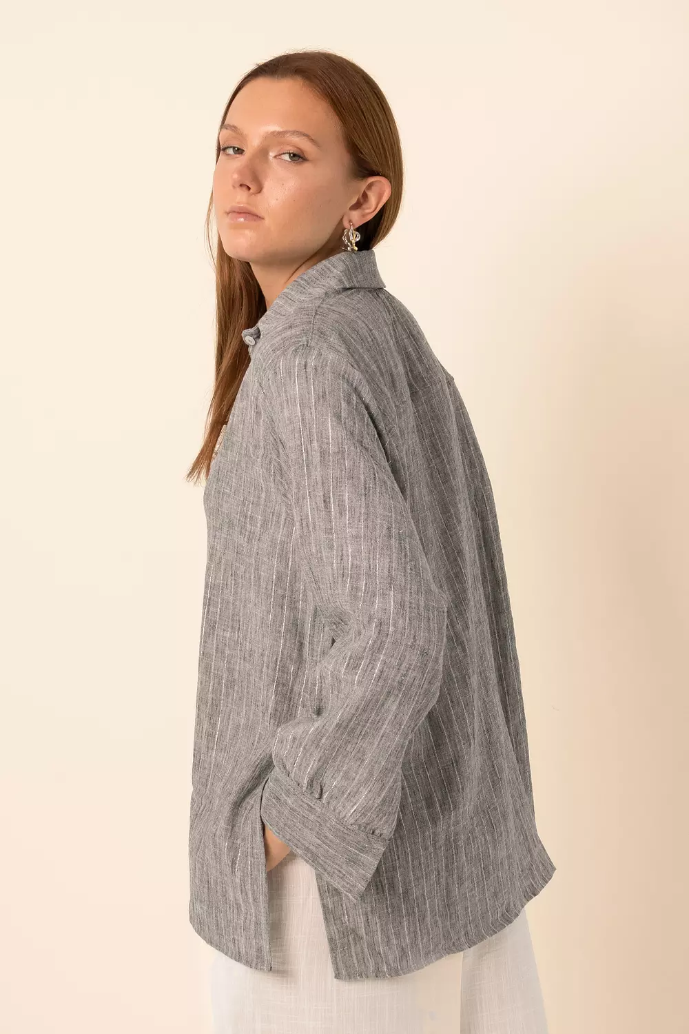 Oversized Shirt in silver Stripes - Dark Grey 2