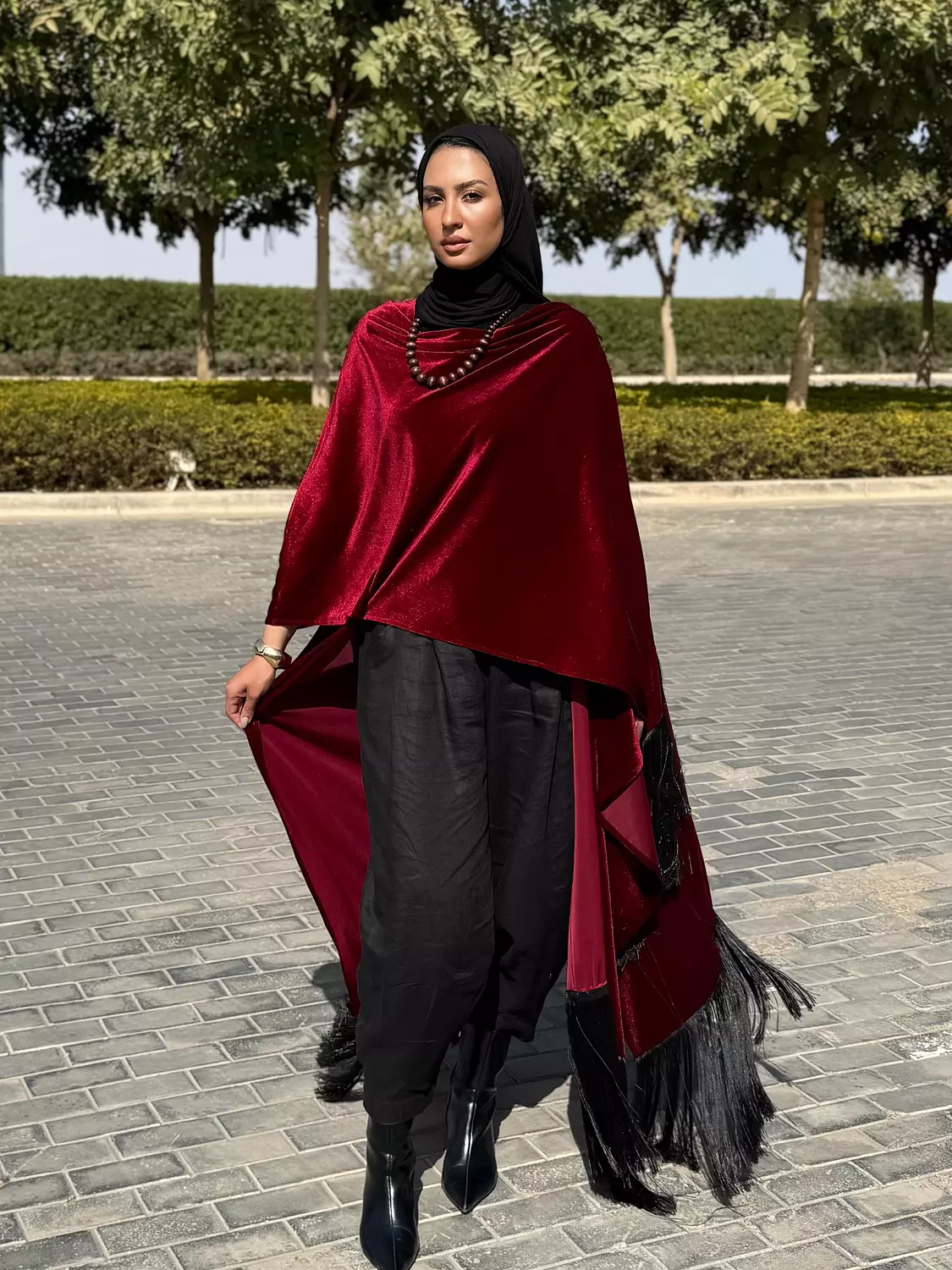 Halima Burgendy kaftan 3