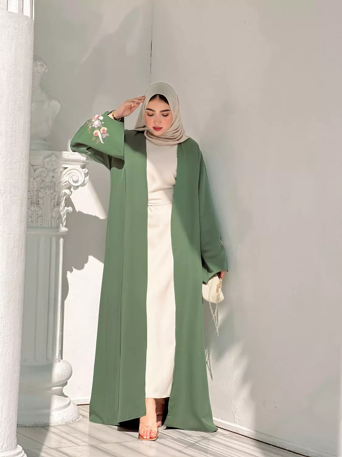 Floral abaya + basic  3