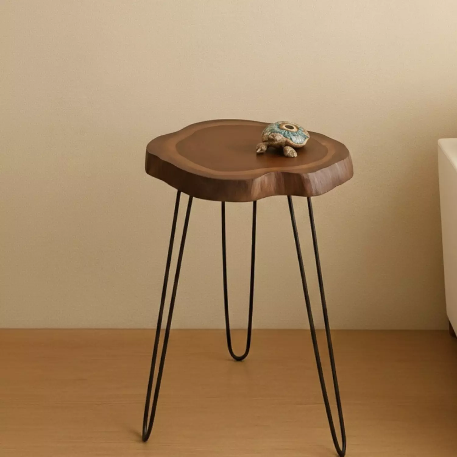 Earthy Elegance Table  3