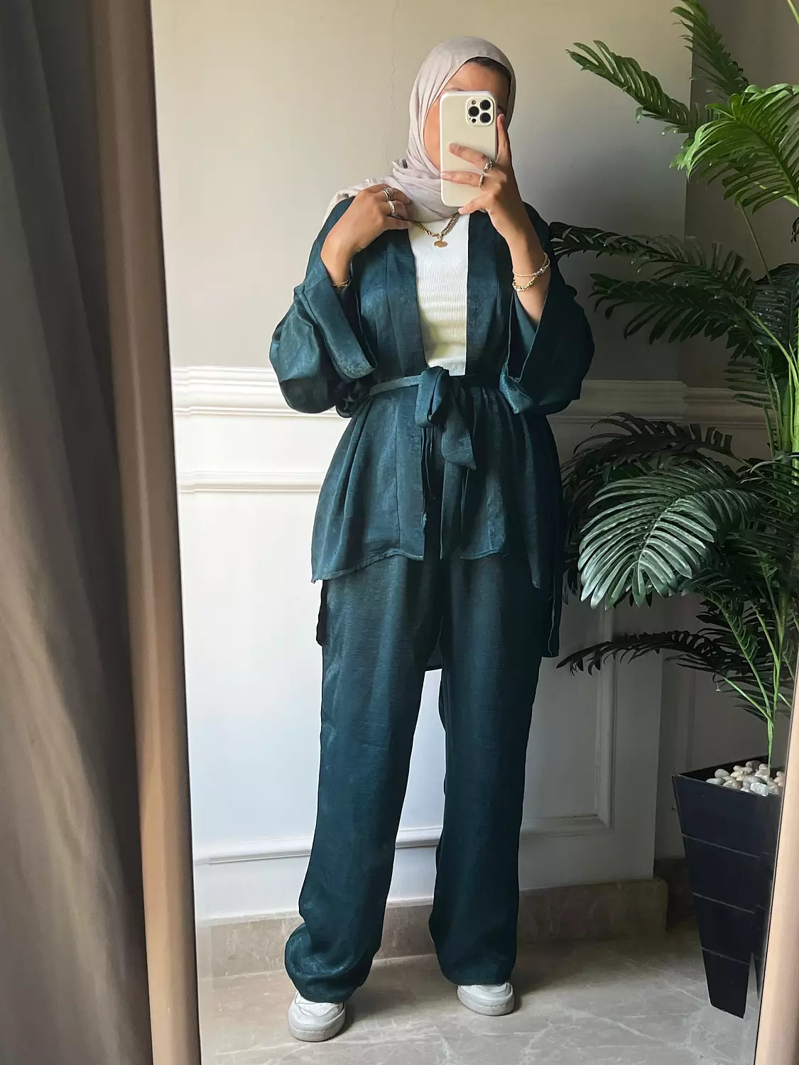 Shimmery Set With External Belt 2