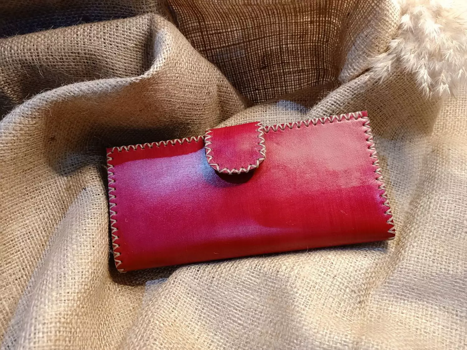 basic wallet hover image