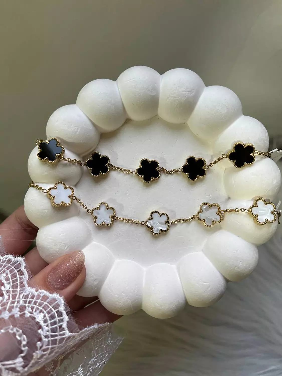 Halal van cleef bracelet  image