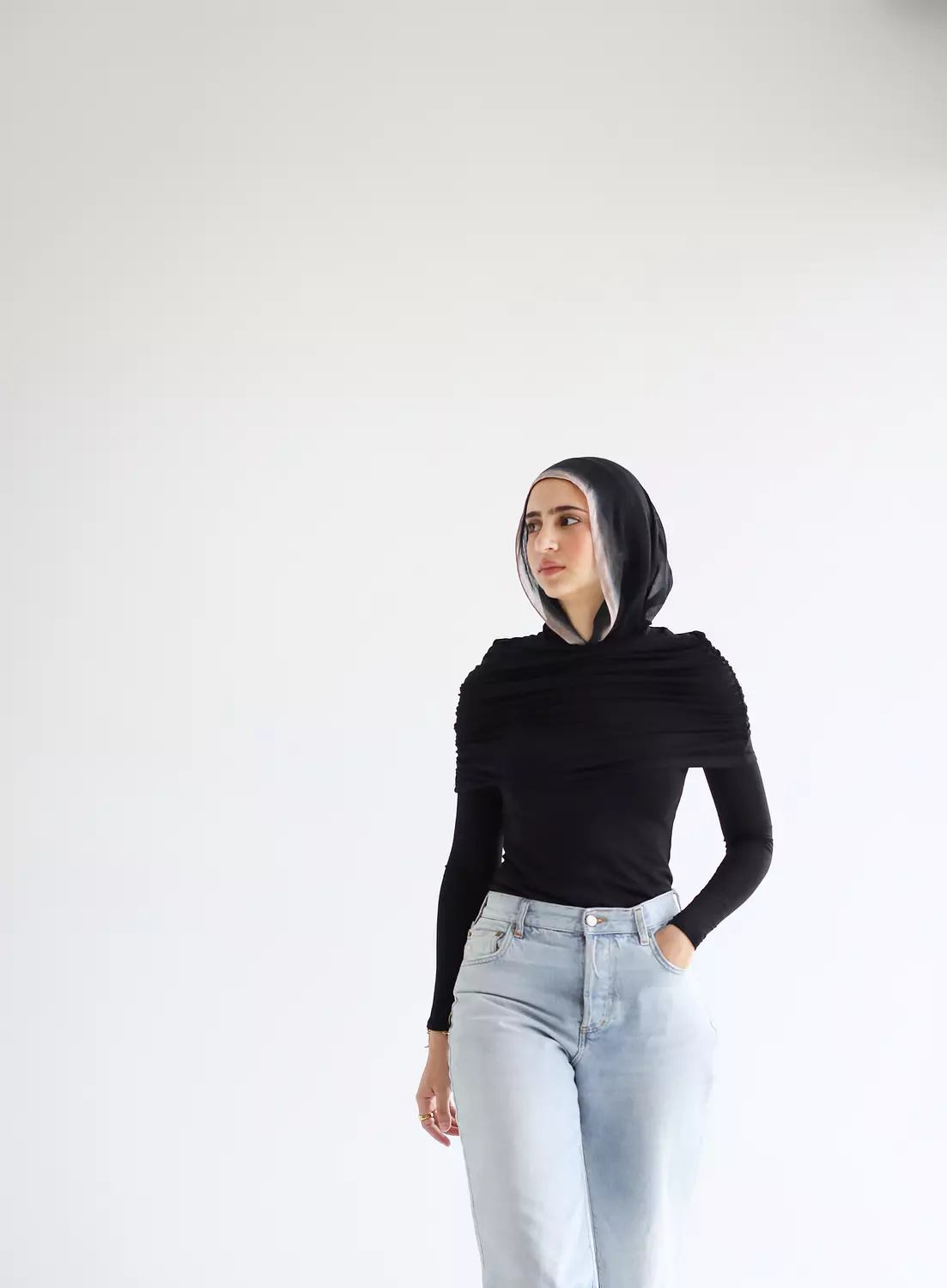Off-Shoulder Top 1