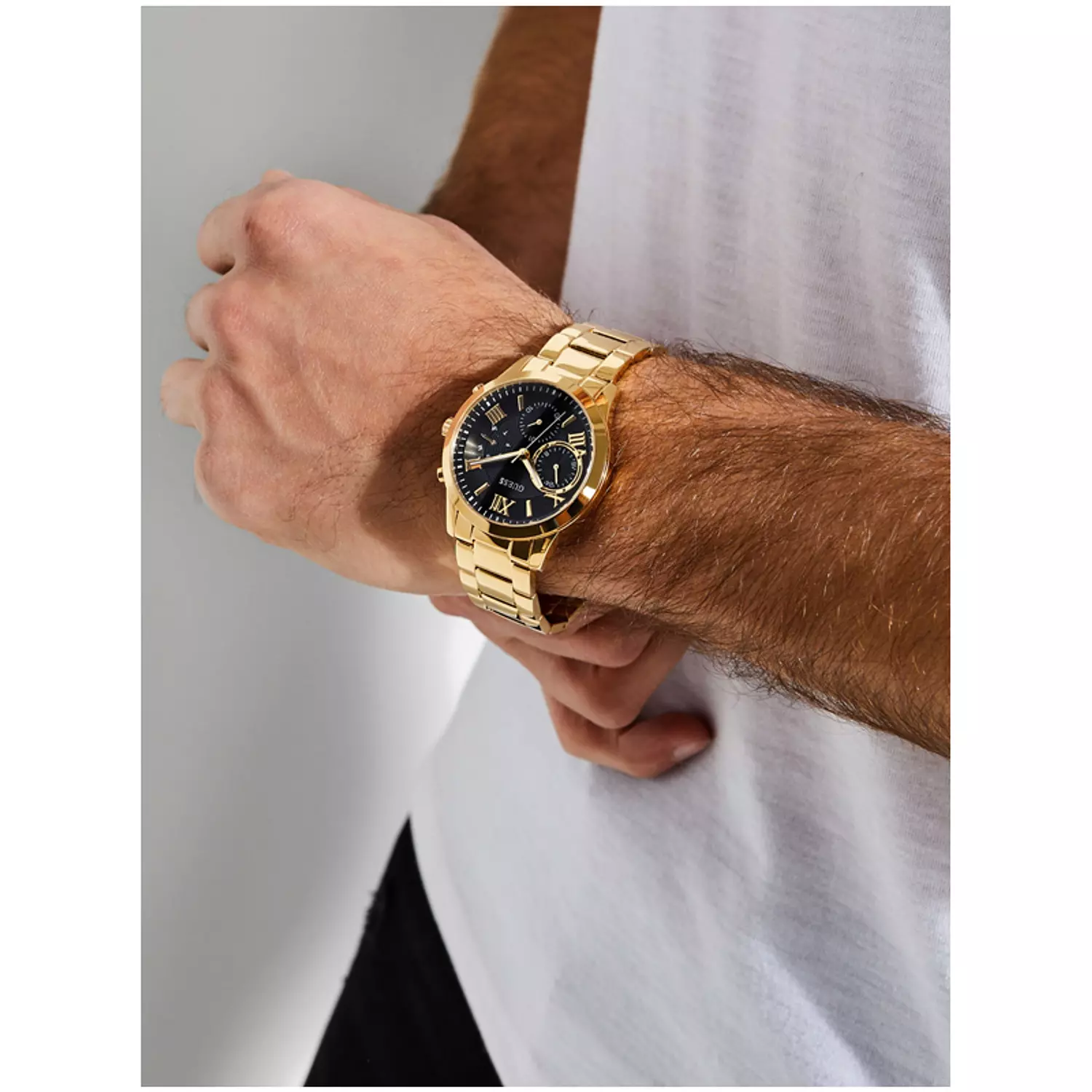 GUESS W0668G8 Men's  Watch Gold Tone Stainless Steel Bracelet 3