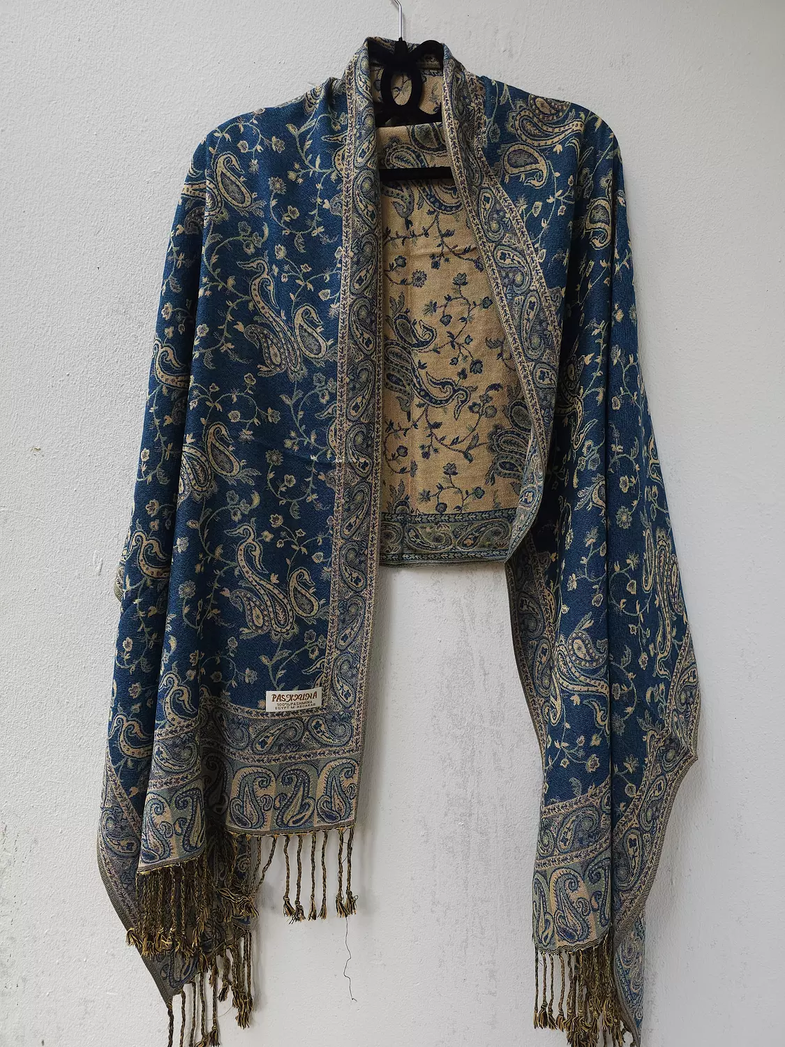 Blue2/beige Pashmina image