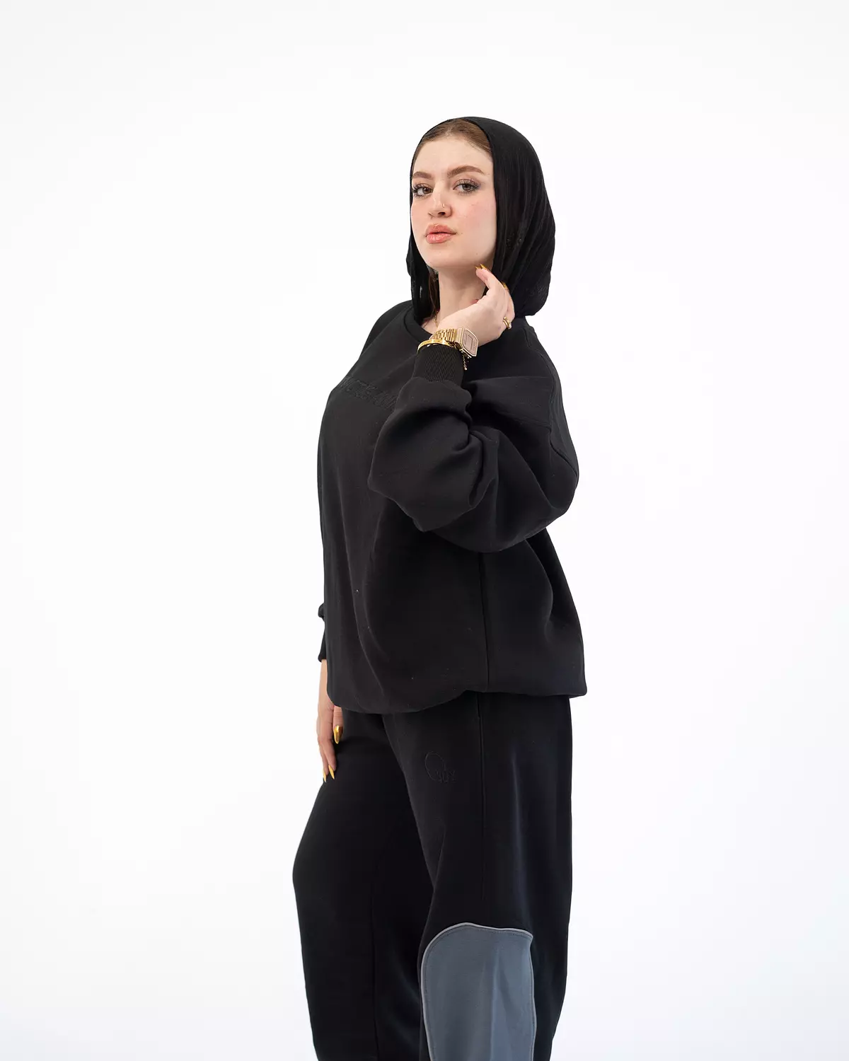 Premium Crewneck  _ Black 1