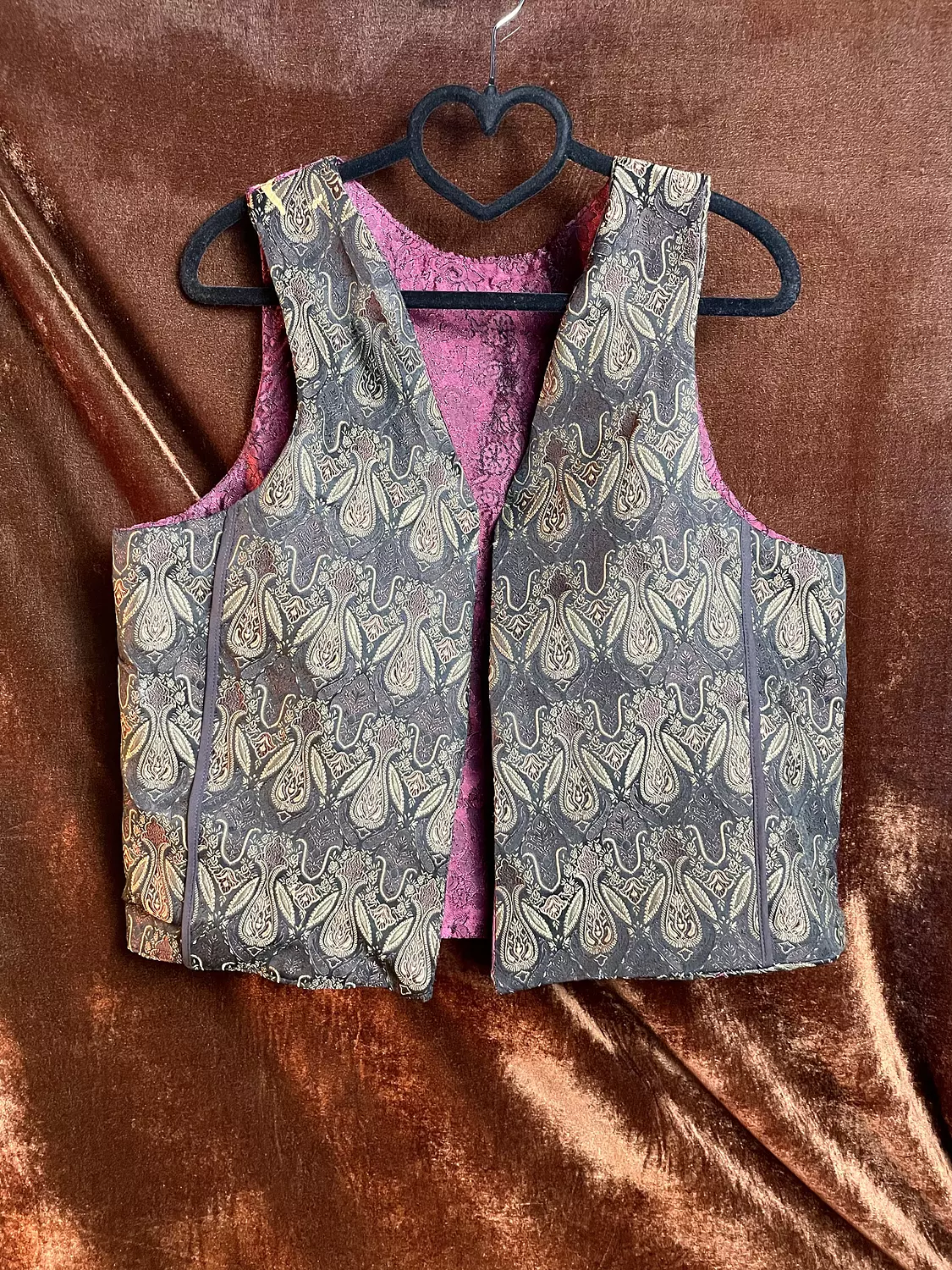 “Golden Era” recycled handmade reversible vest 5