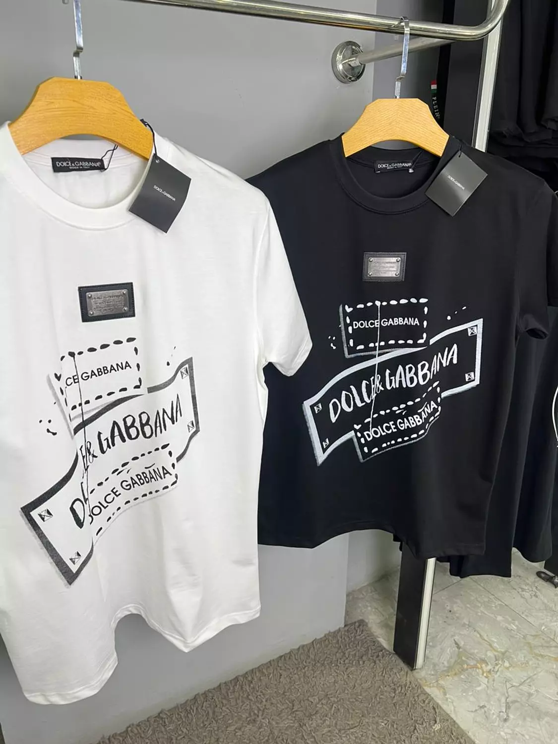 DOLCE AND GABBANA TSHIRT / 1263 7