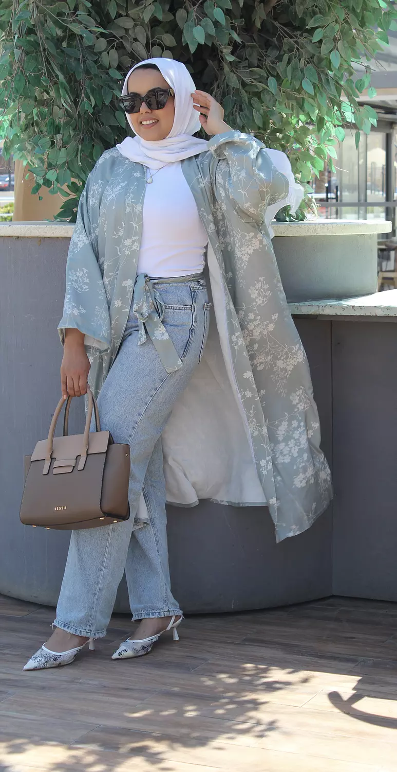 Floral kimono 🤍  26