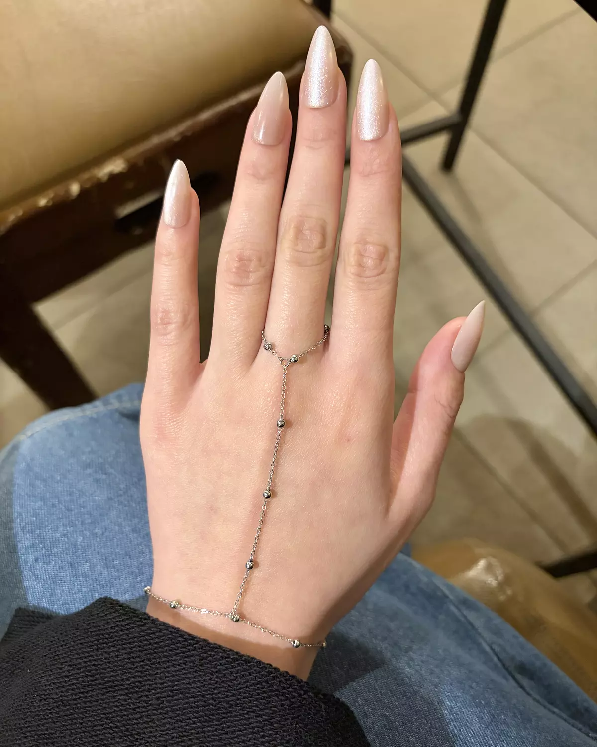 Simple stainless steel hand chain - silver  image