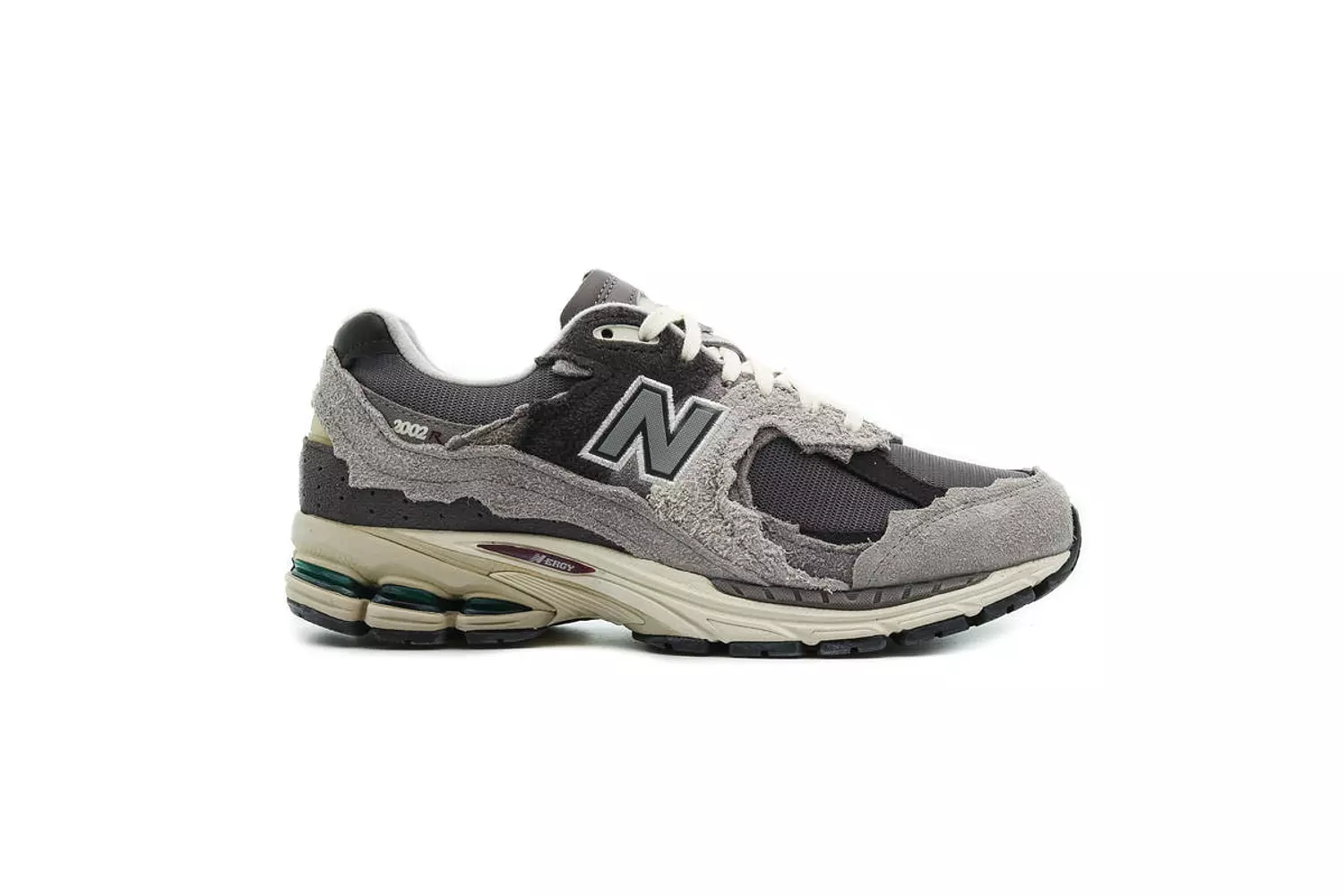 New-Balance-2002r 1