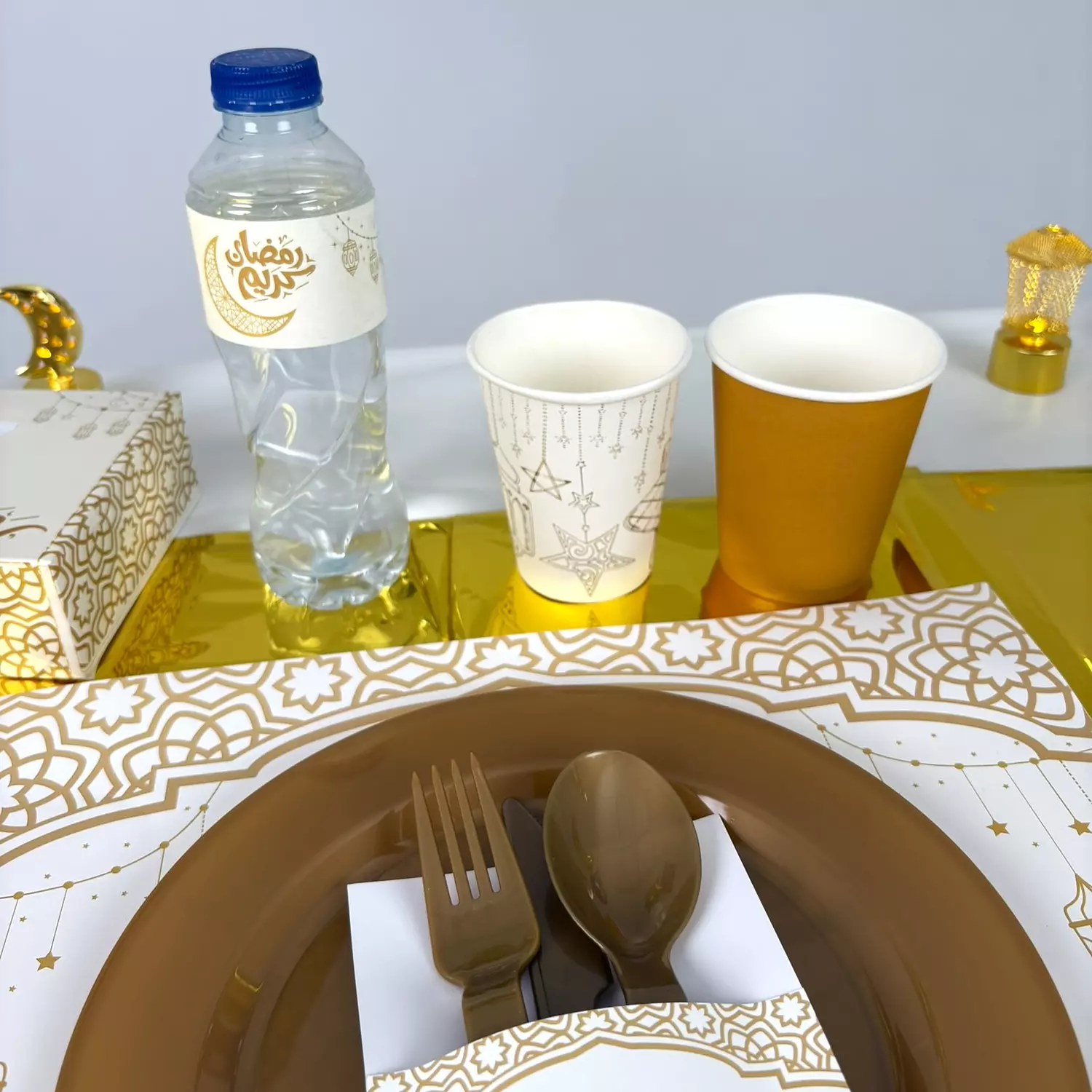 Gold Ramadan Paper Cups 5