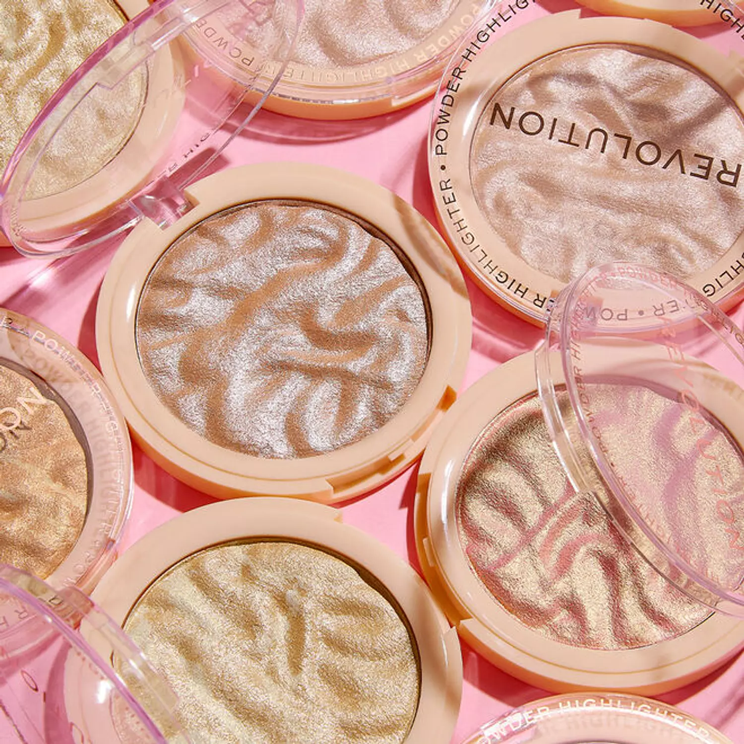 Makeup Revolution Reloaded Highlighter Just My Type 3