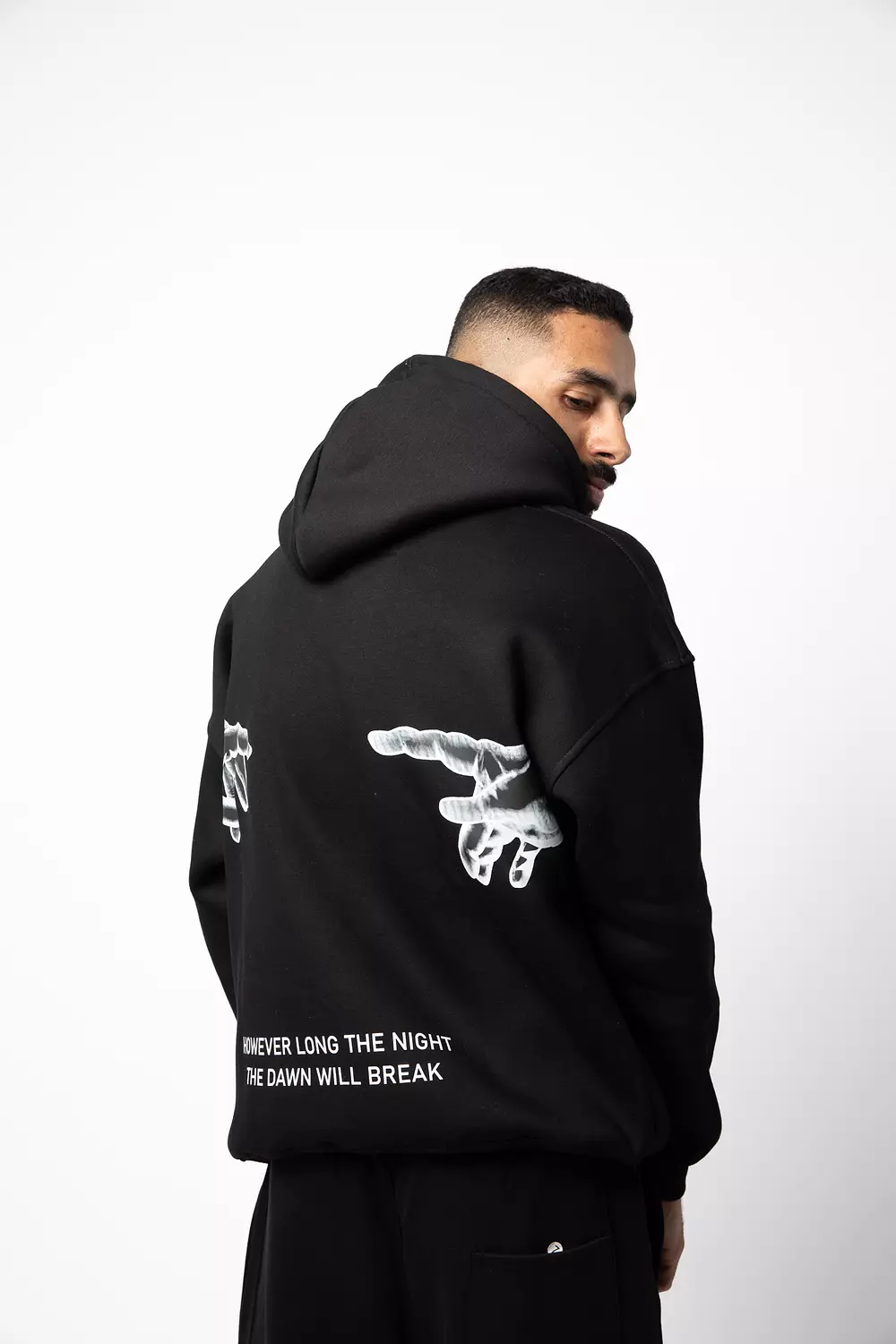 Oversized Black Hoodie – Classic Bold image