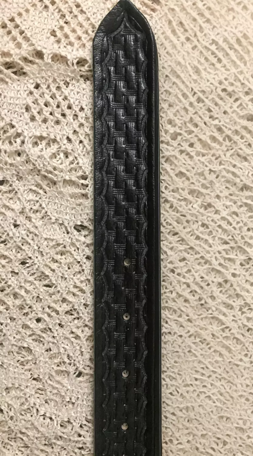 Tooled leather belt-basket pattern 3