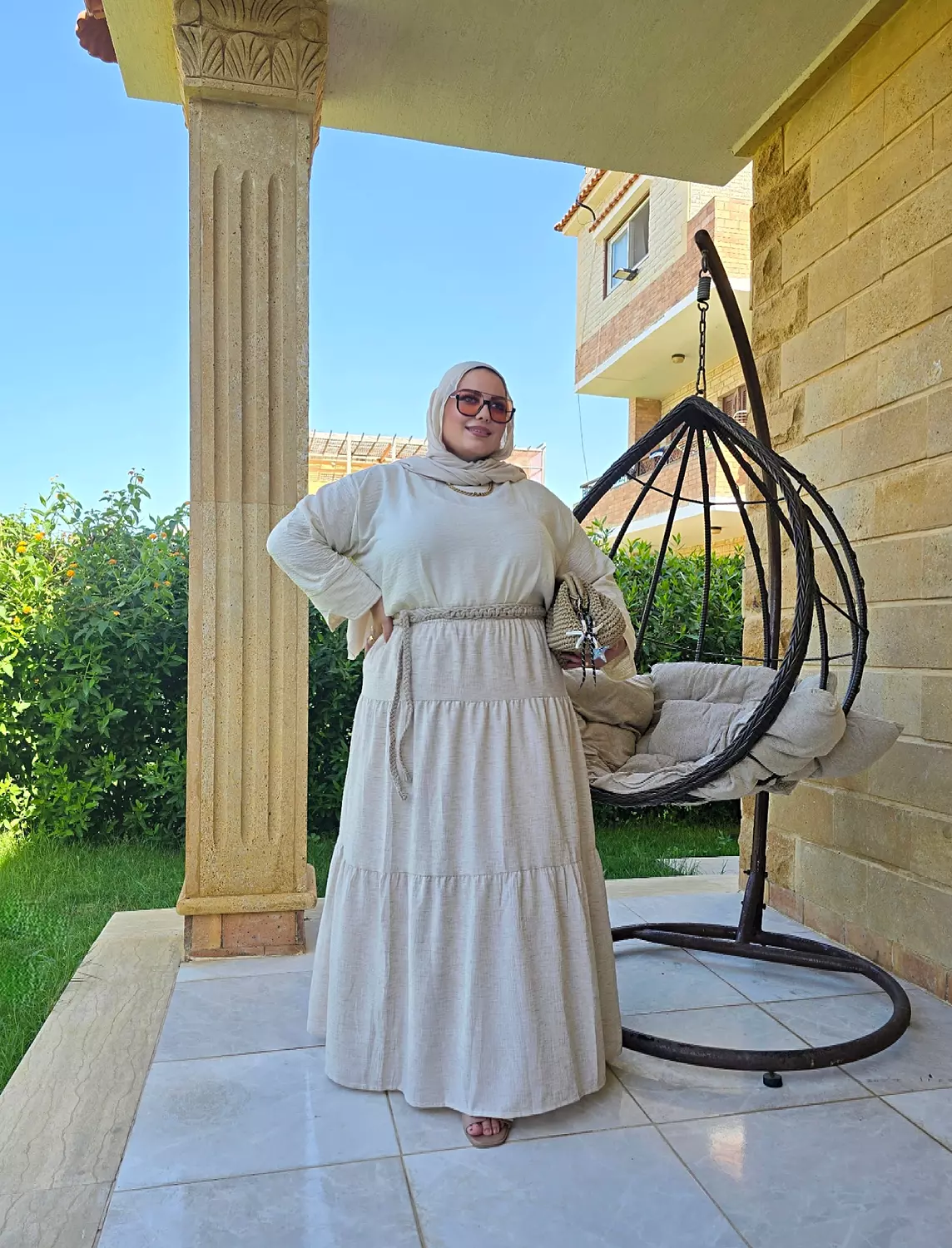 Twirl skirt (in beige) image