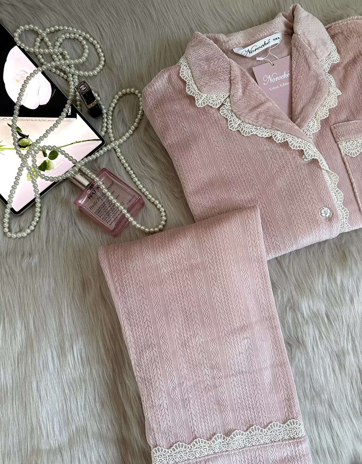 Velvet Rose Jacquard Pajamas 1