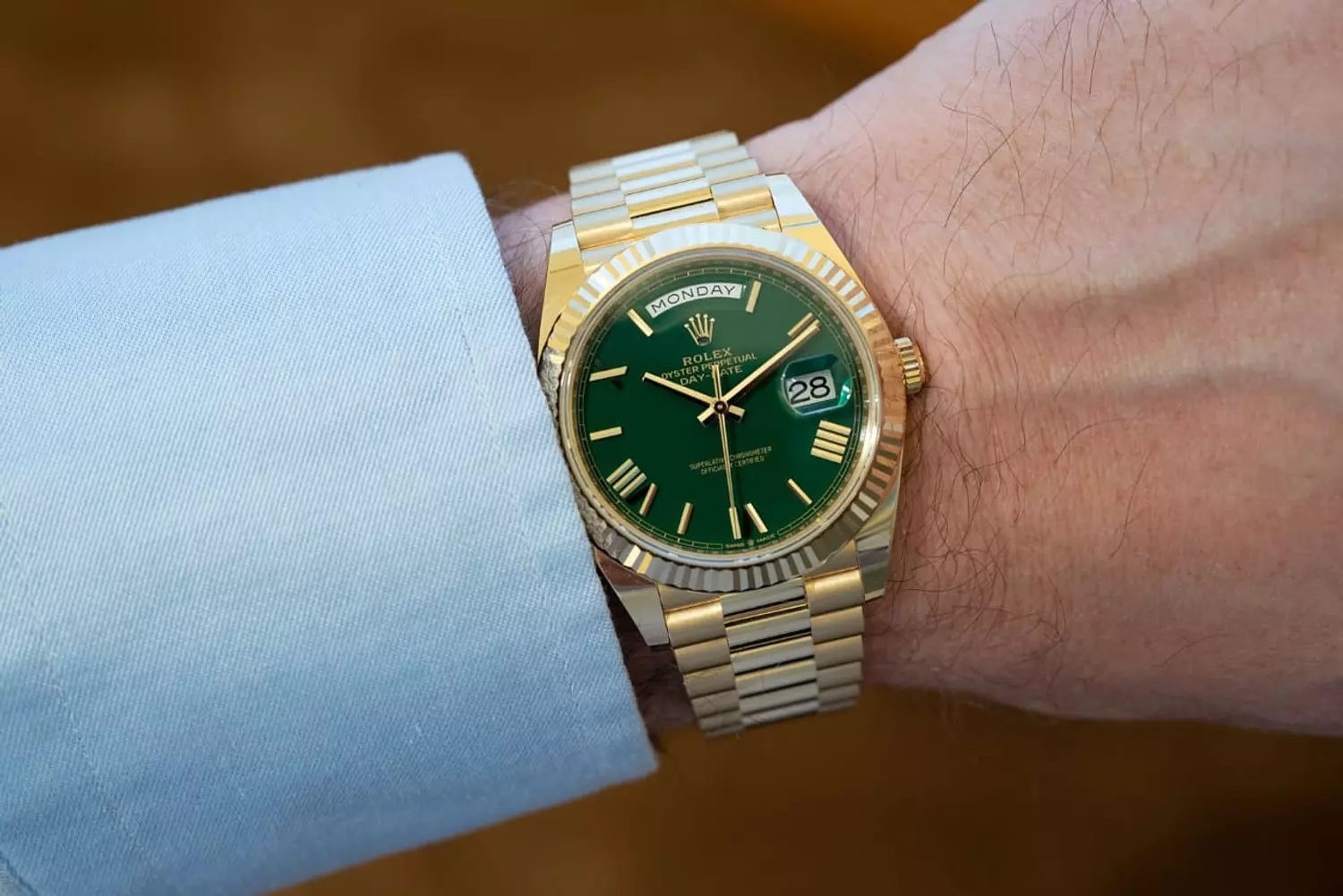 🌐 Rolex: The Legend of Luxury Watches  9