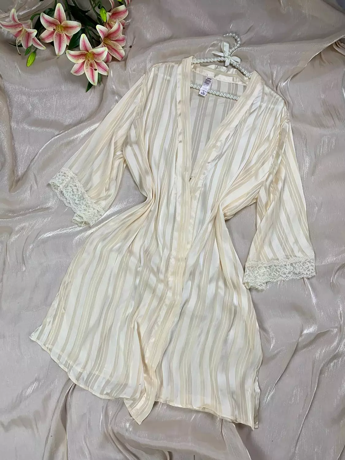 Elegant chiffon lingerie robe from Max   image