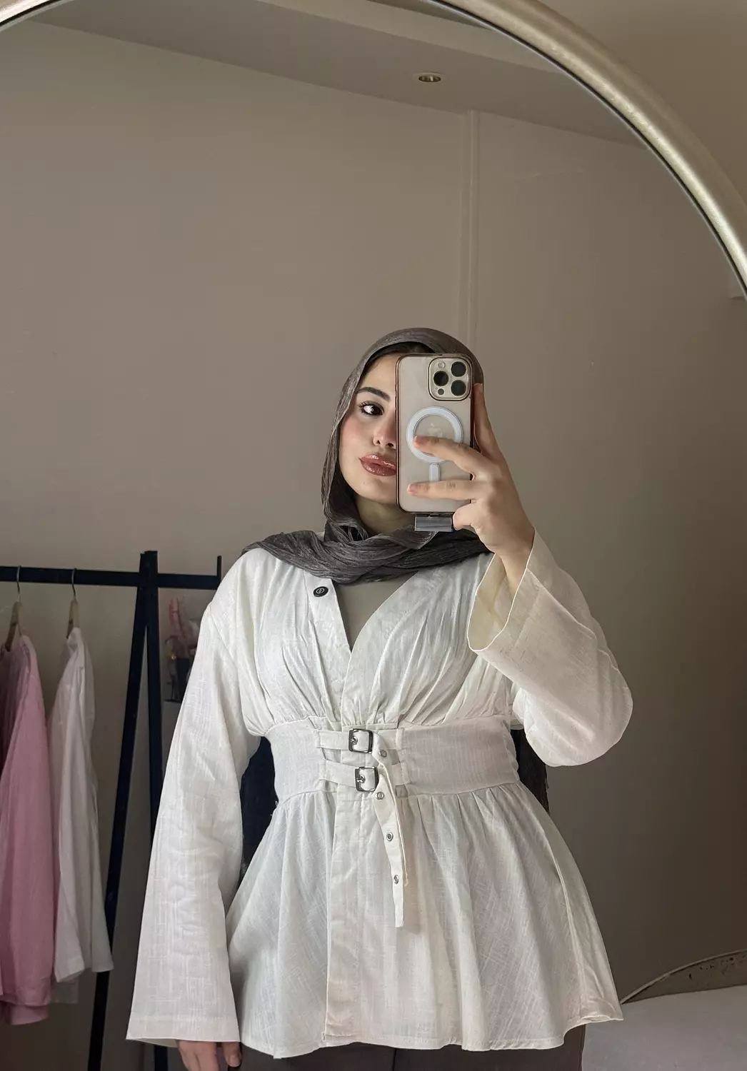 waits blouse hover image
