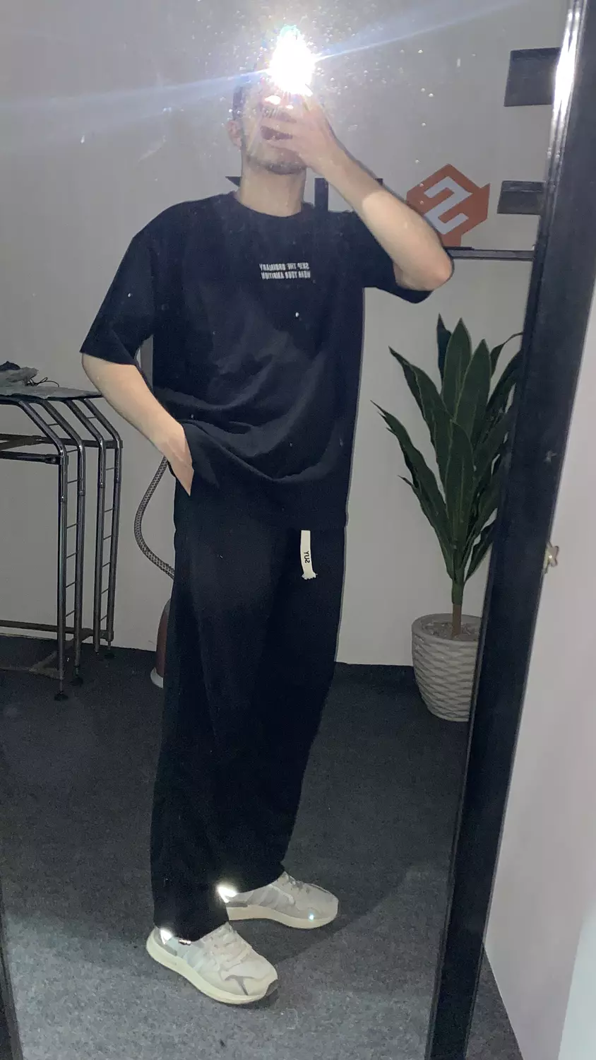 Over size Premium T-shirt  _ Black 4