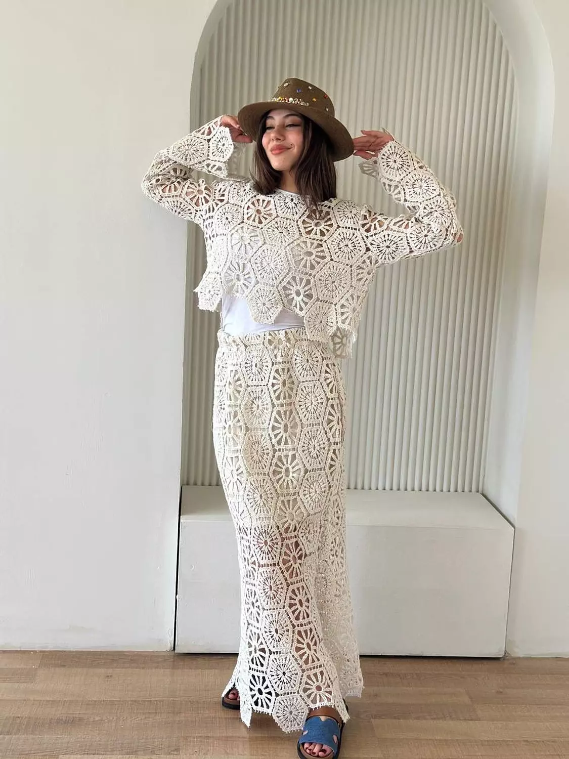 Women's Guipure Lace Two-Piece Set 1