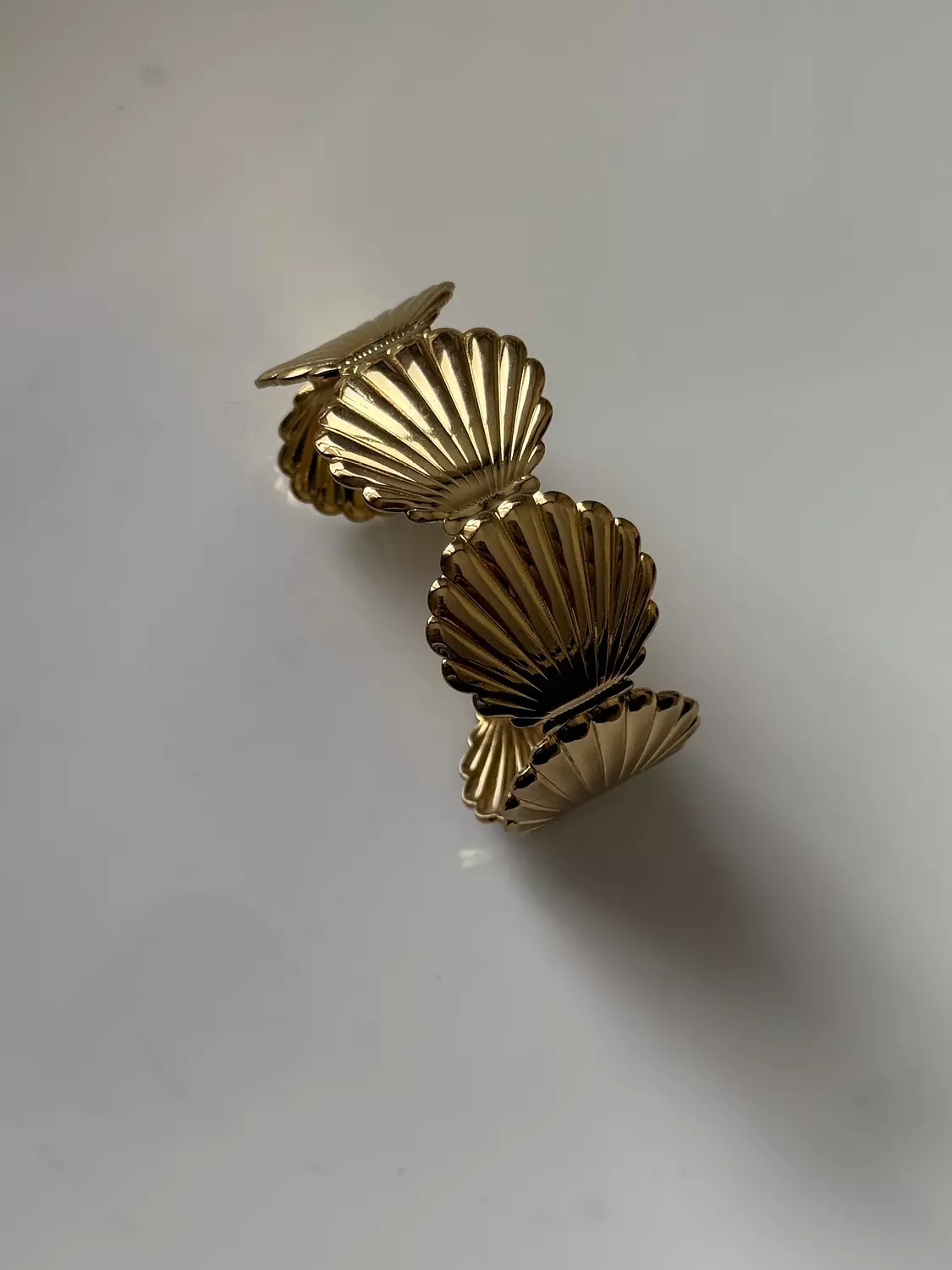Shell bangle hover image
