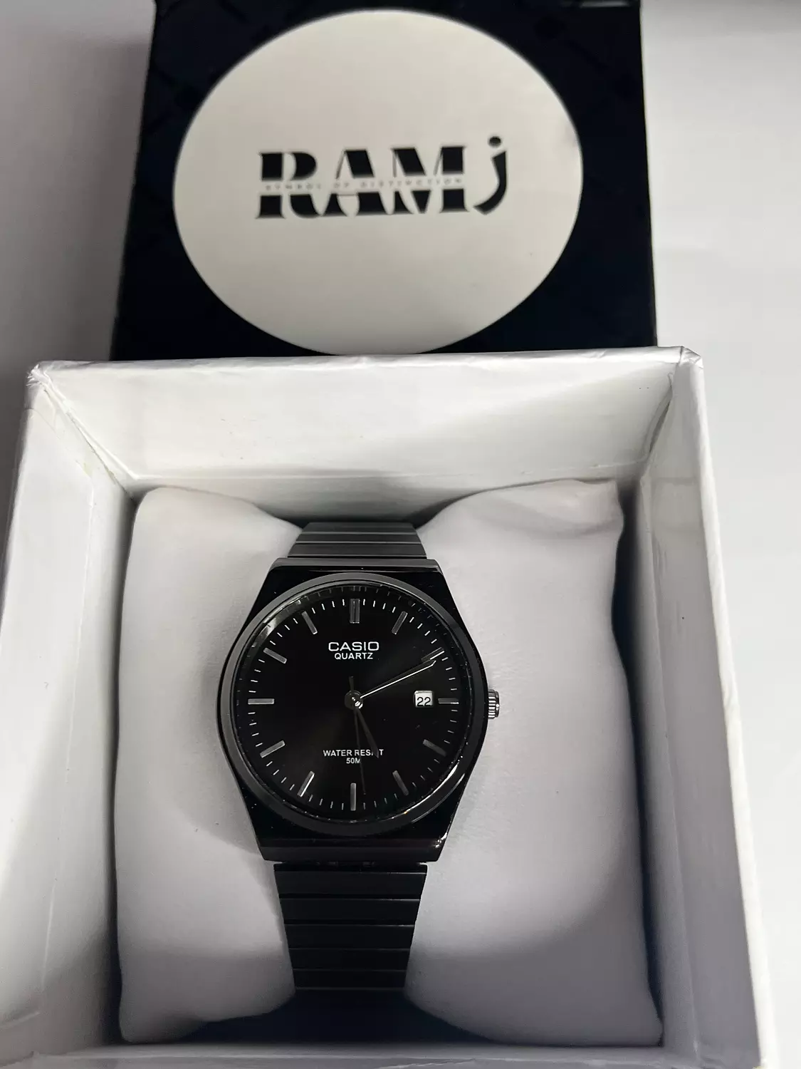 Casio circular shape (2 colors) image