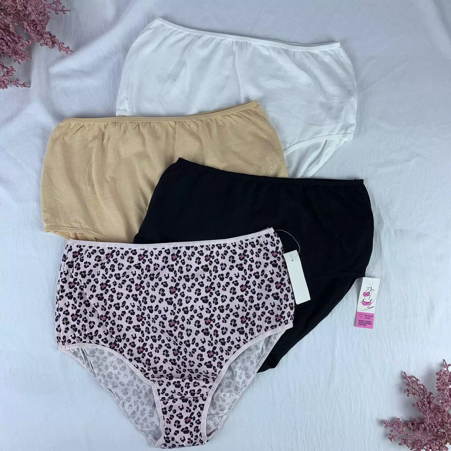 4  pieces cotton panty set from primark image