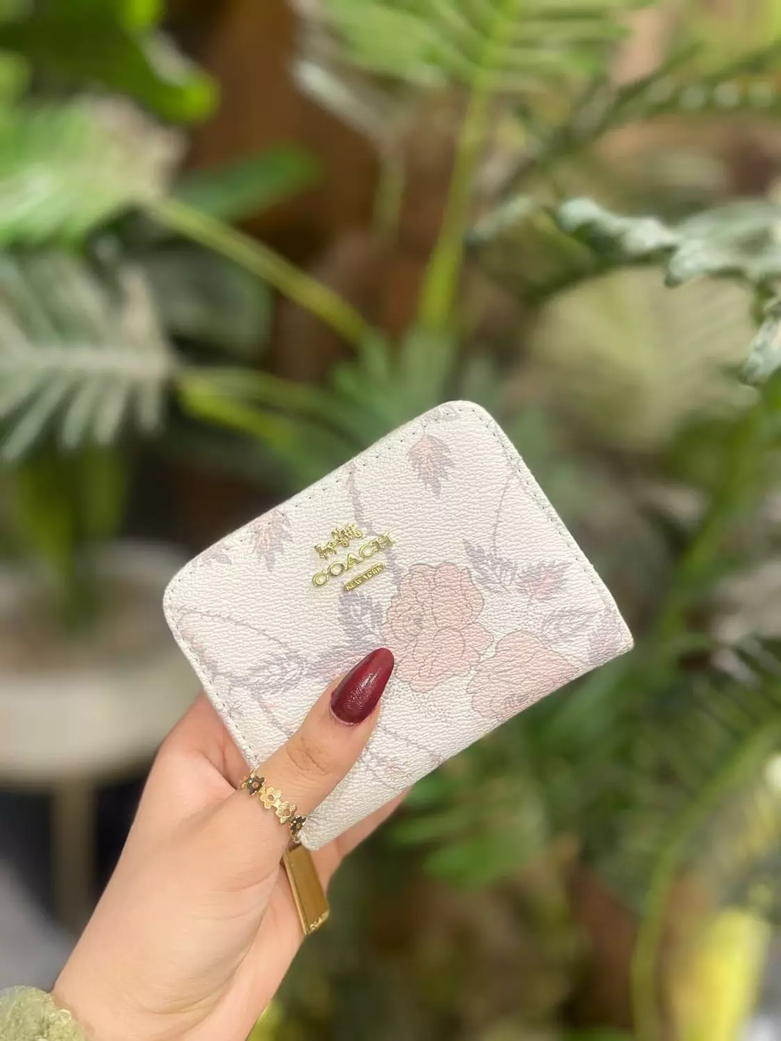 Coach wallet image