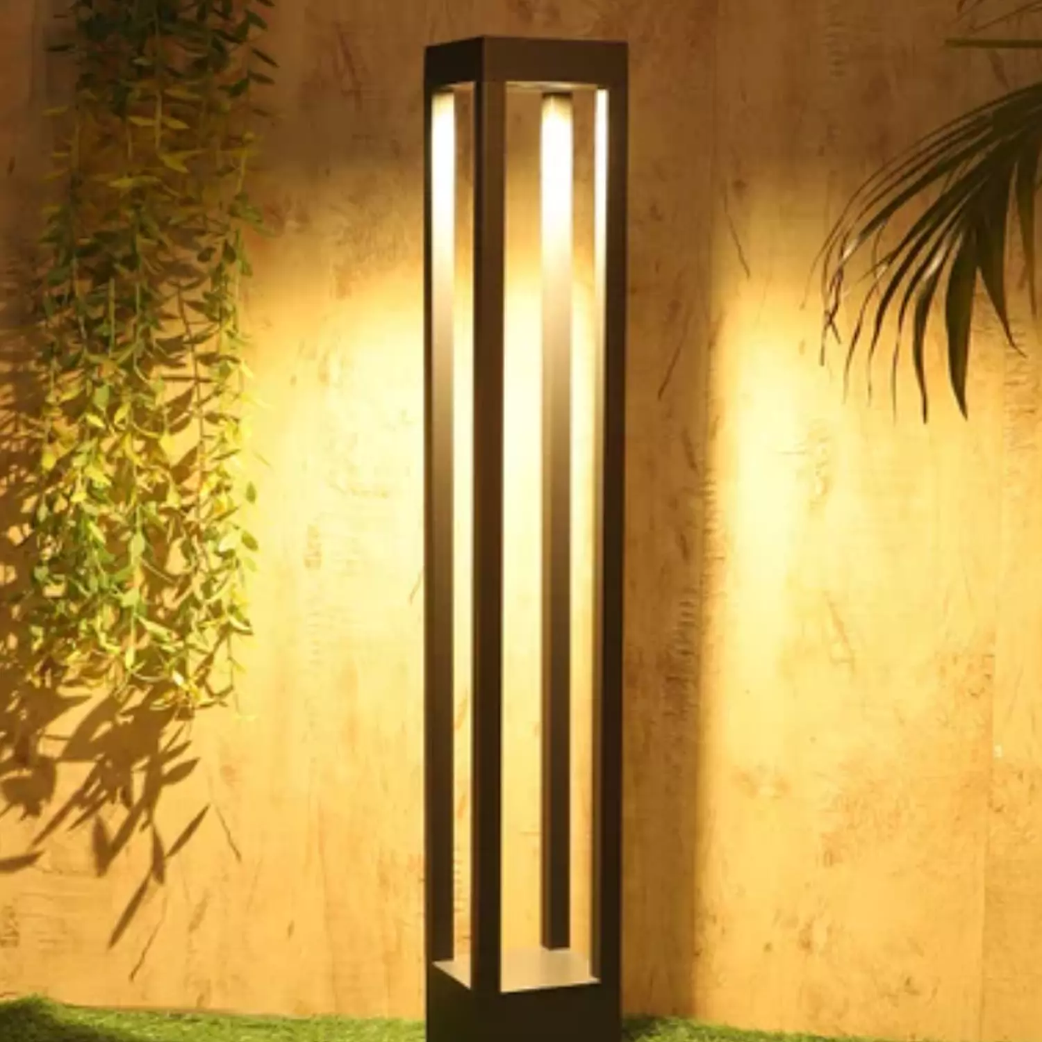 Outdoor Lights image